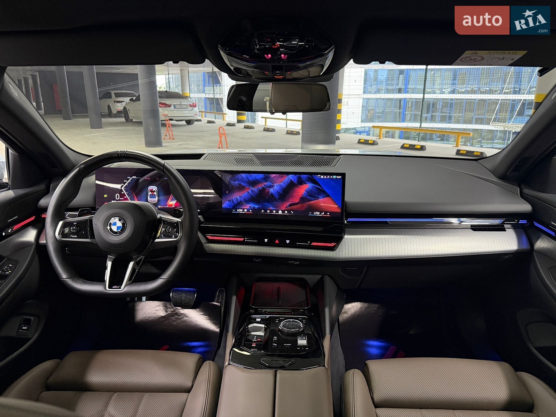 BMW 5 Series 2023 VIN WBA41FL03RCP48876 фото оголошення 27 з 30