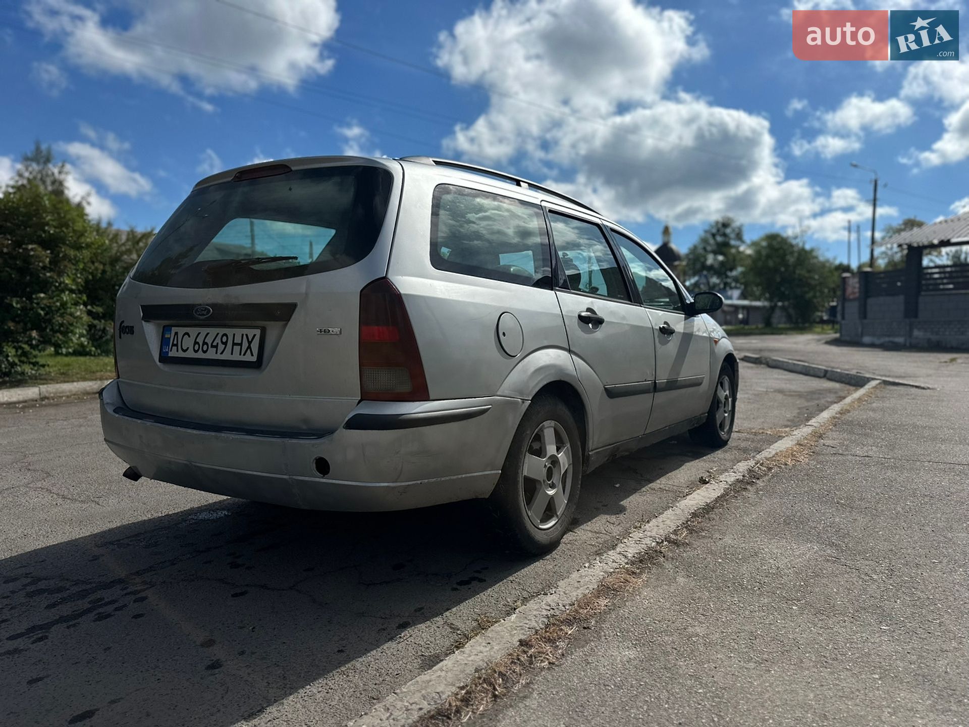 Ford Focus 2003 VIN WF0NXXWPDN3M27379 фото оголошення 5 з 17