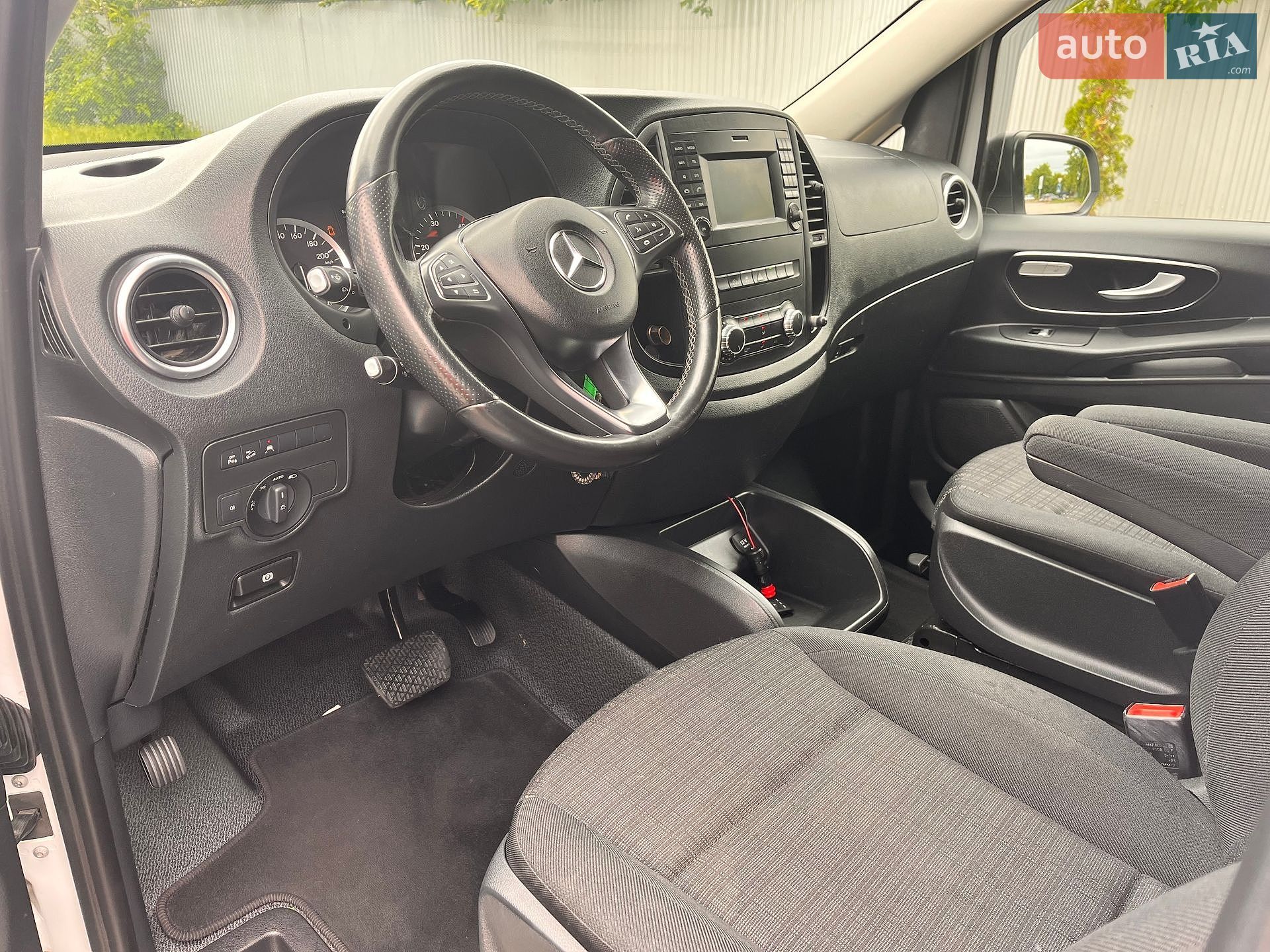 Mercedes-Benz Vito 2017 VIN WDF44770313376823 фото оголошення 13 з 105