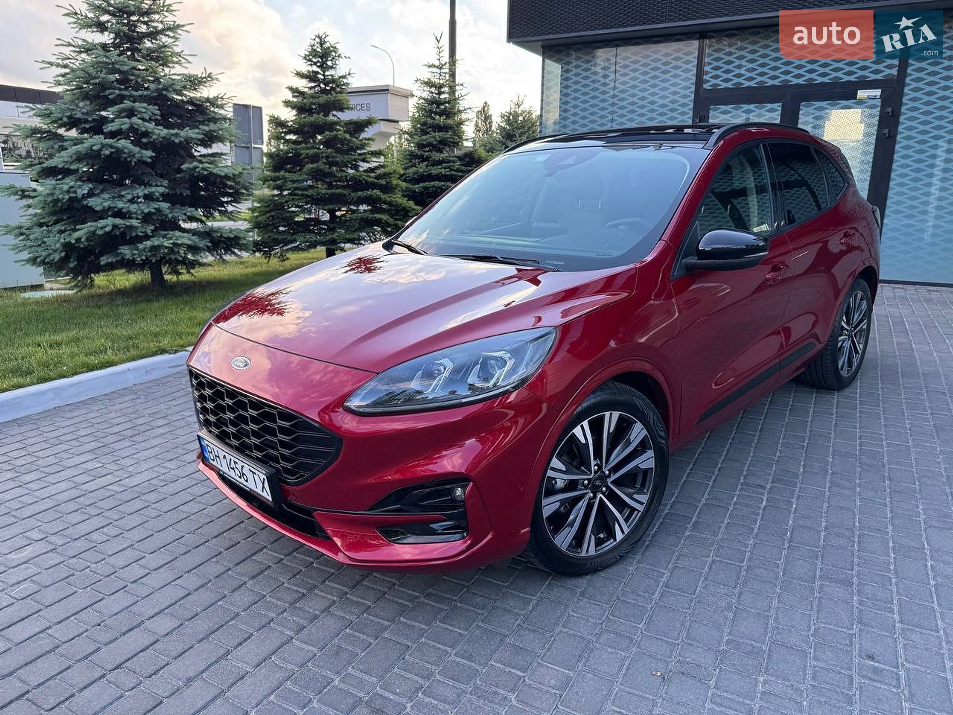 Ford Escape 2020 VIN 1FMCU0BZ2LUB38130 фото оголошення 11 з 57