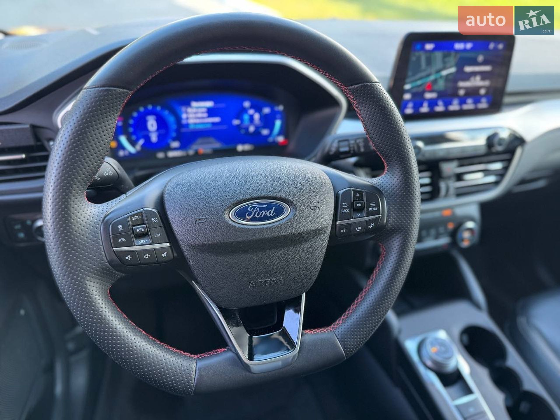 Ford Escape 2020 VIN 1FMCU0BZ2LUB38130 фото оголошення 22 з 57
