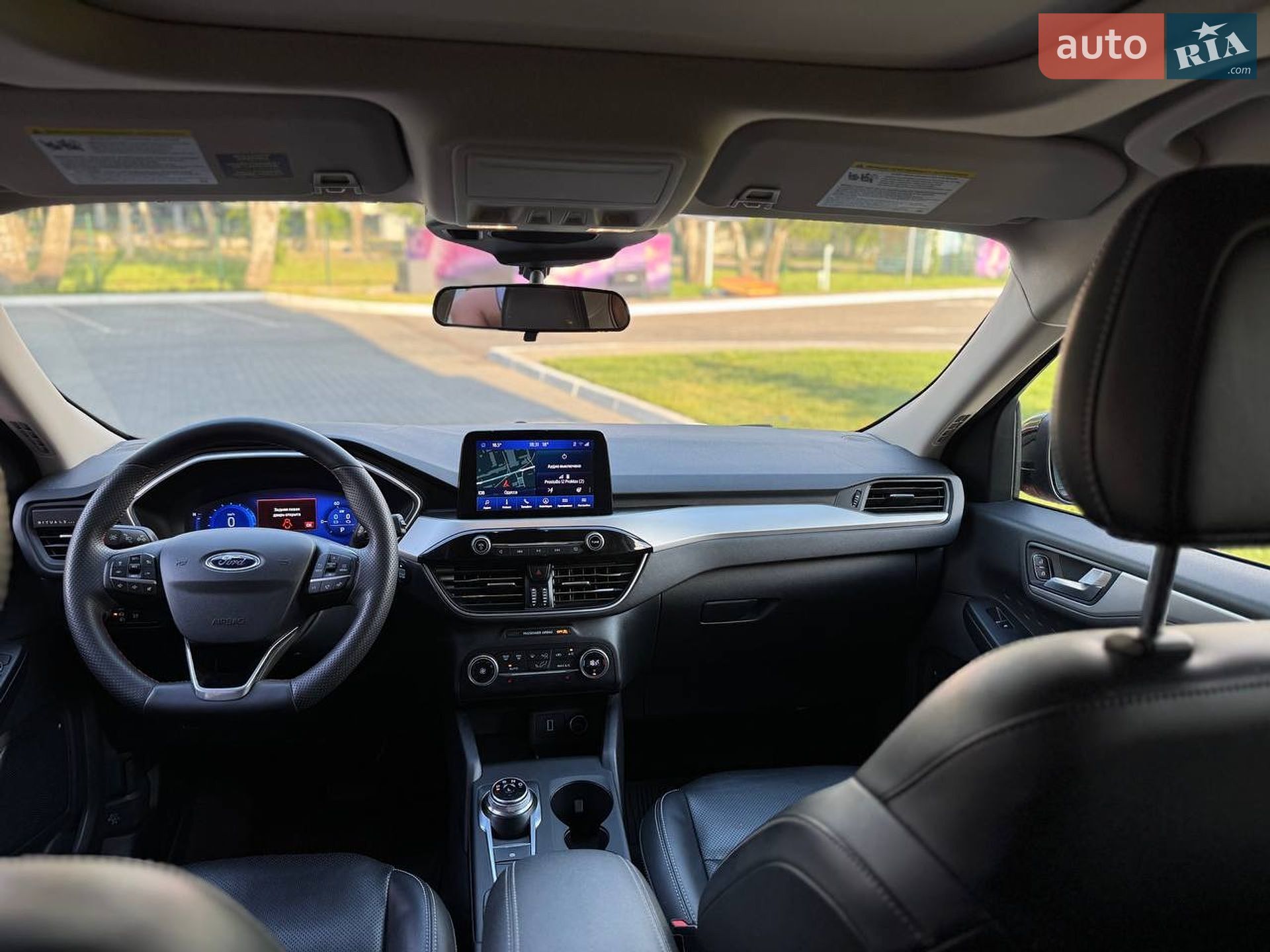 Ford Escape 2020 VIN 1FMCU0BZ2LUB38130 фото оголошення 27 з 57
