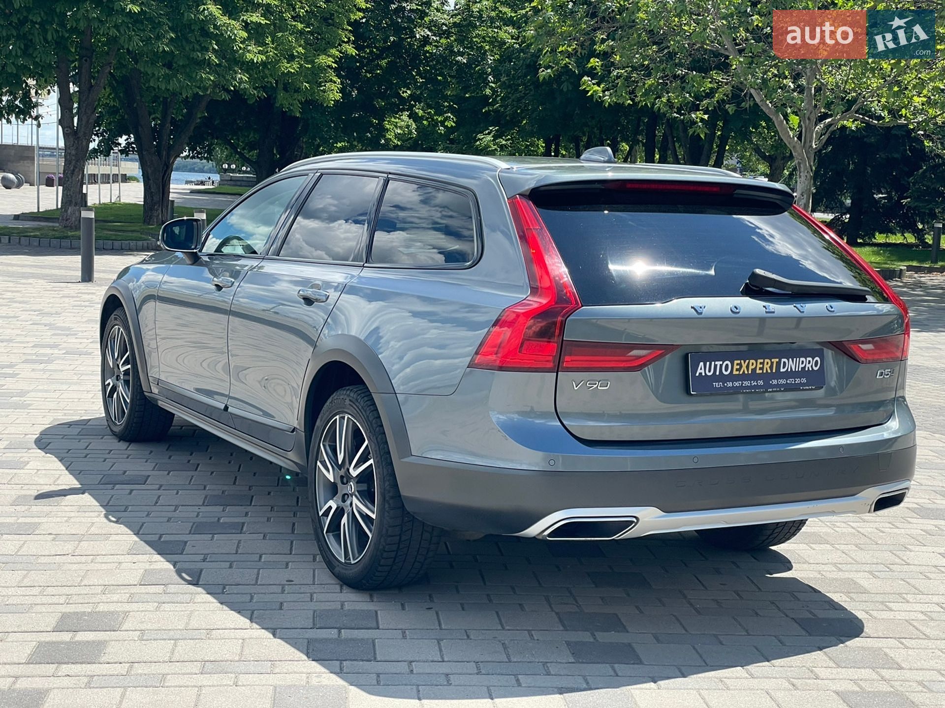 Volvo V90 Cross Country 2020 VIN YV1PZ68TCL1113849 фото оголошення 4 з 51