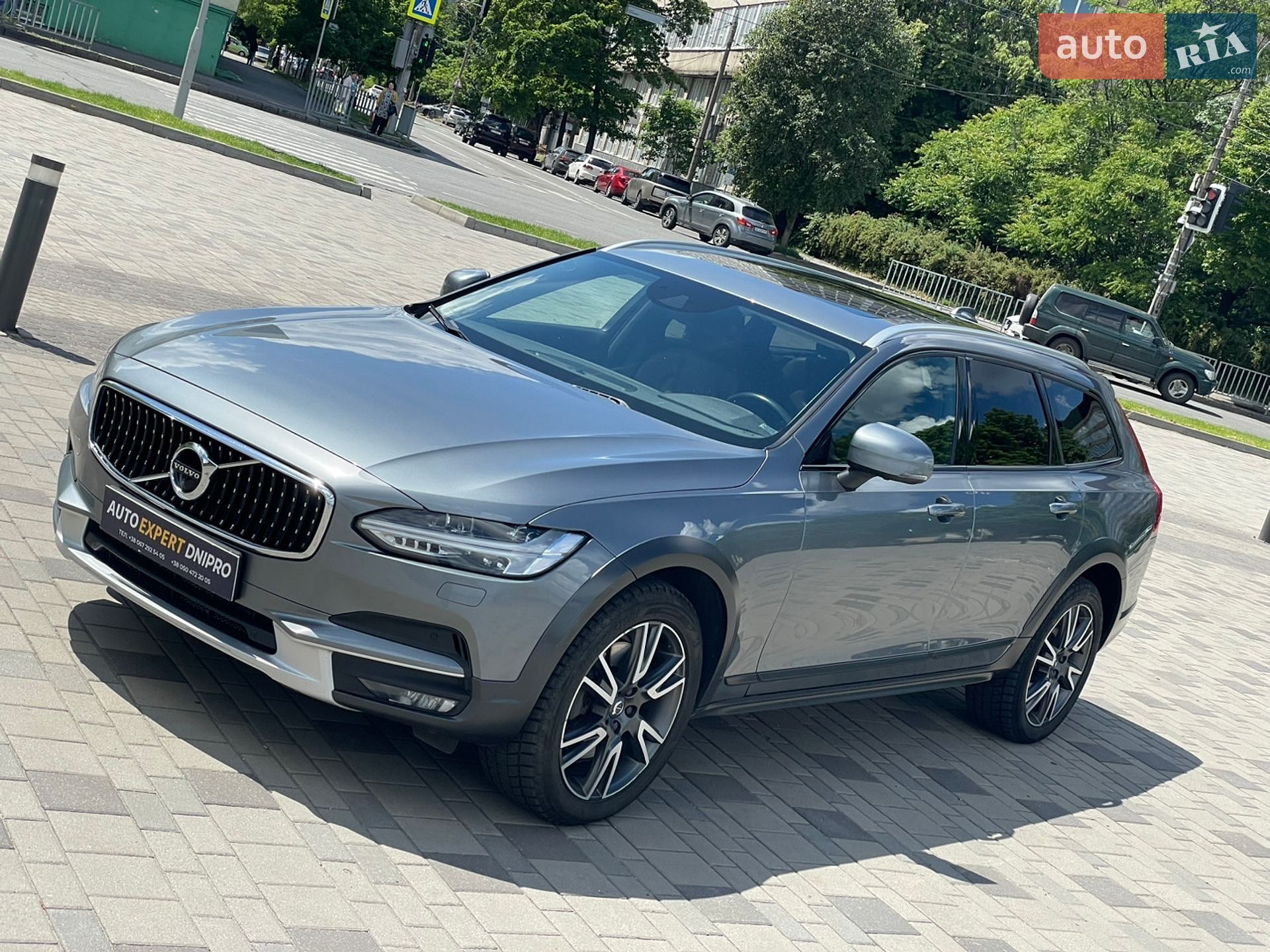 Volvo V90 Cross Country 2020 VIN YV1PZ68TCL1113849 фото оголошення 12 з 51