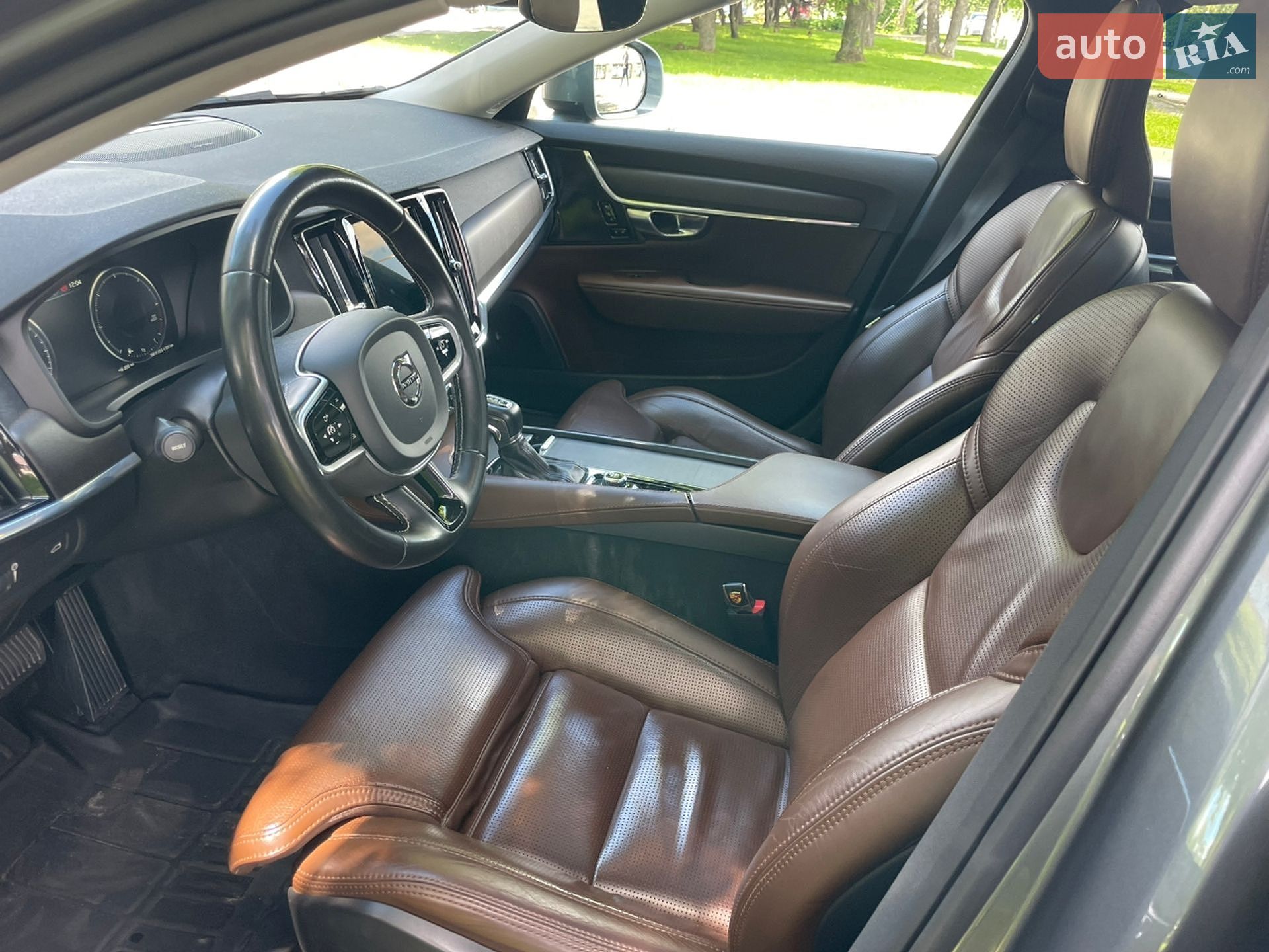 Volvo V90 Cross Country 2020 VIN YV1PZ68TCL1113849 фото оголошення 24 з 51