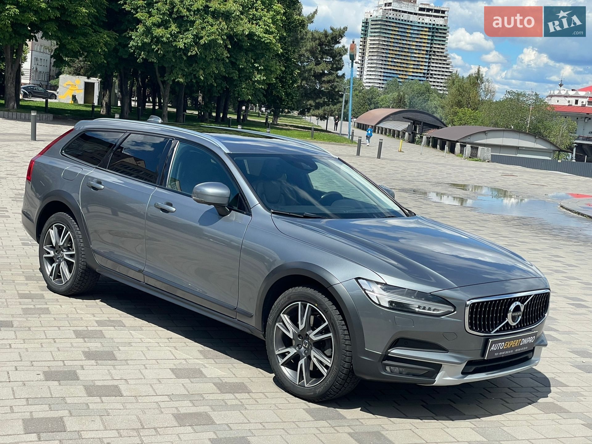 Volvo V90 Cross Country 2020 VIN YV1PZ68TCL1113849 фото оголошення 10 з 51