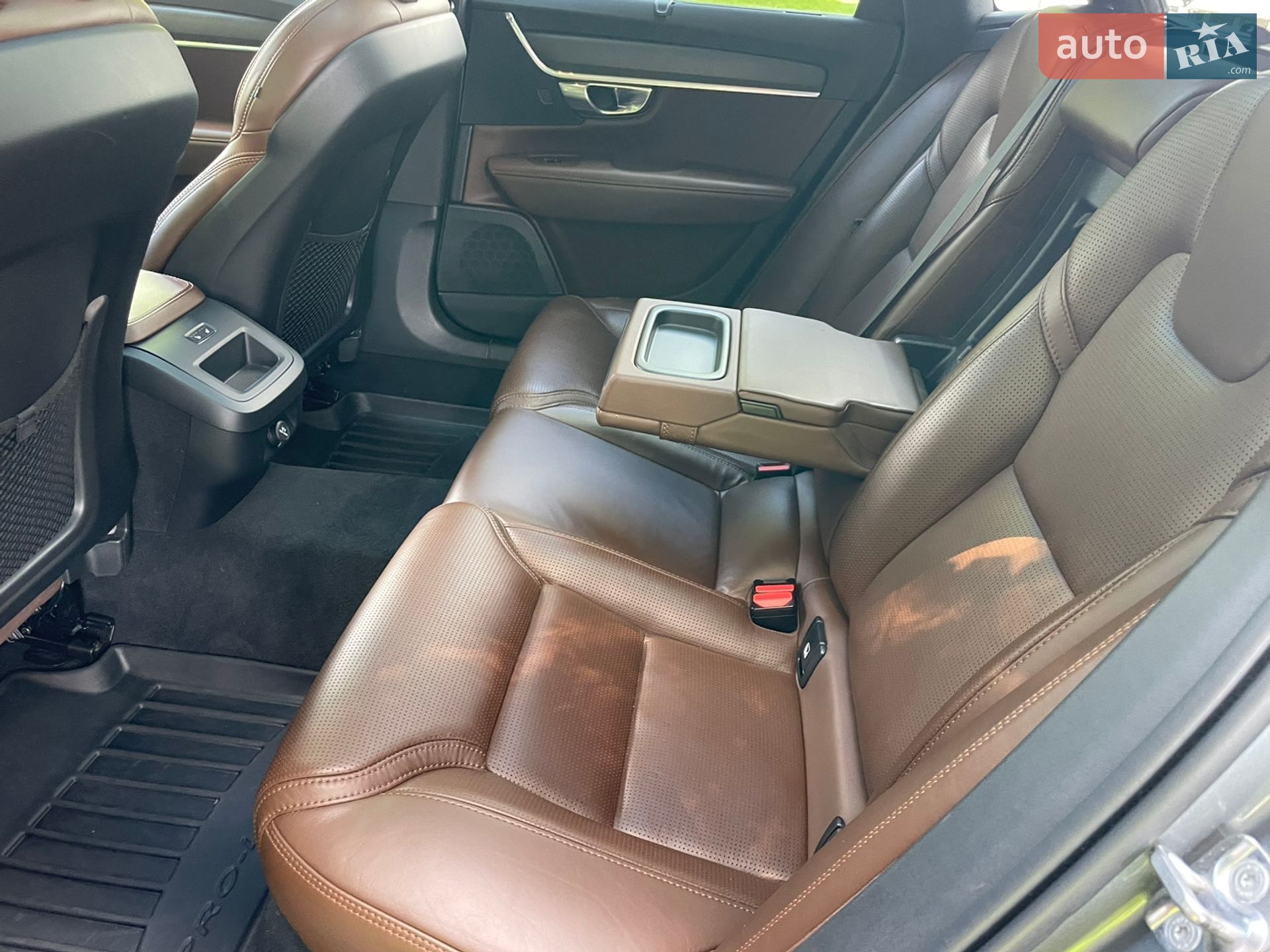 Volvo V90 Cross Country 2020 VIN YV1PZ68TCL1113849 фото оголошення 44 з 51