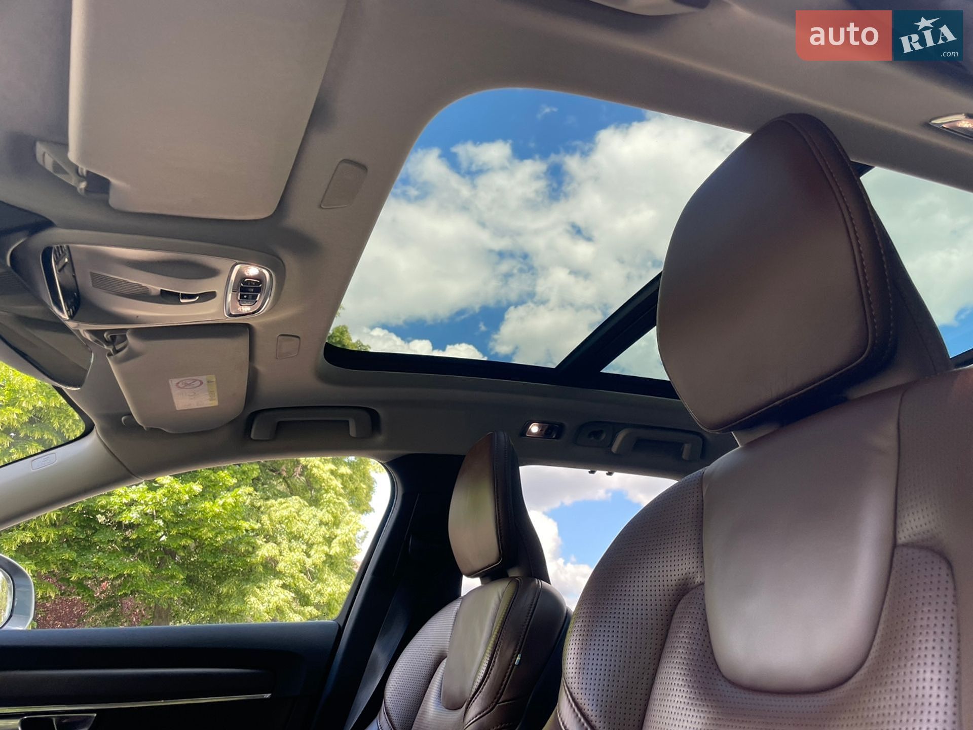 Volvo V90 Cross Country 2020 VIN YV1PZ68TCL1113849 фото оголошення 39 з 51