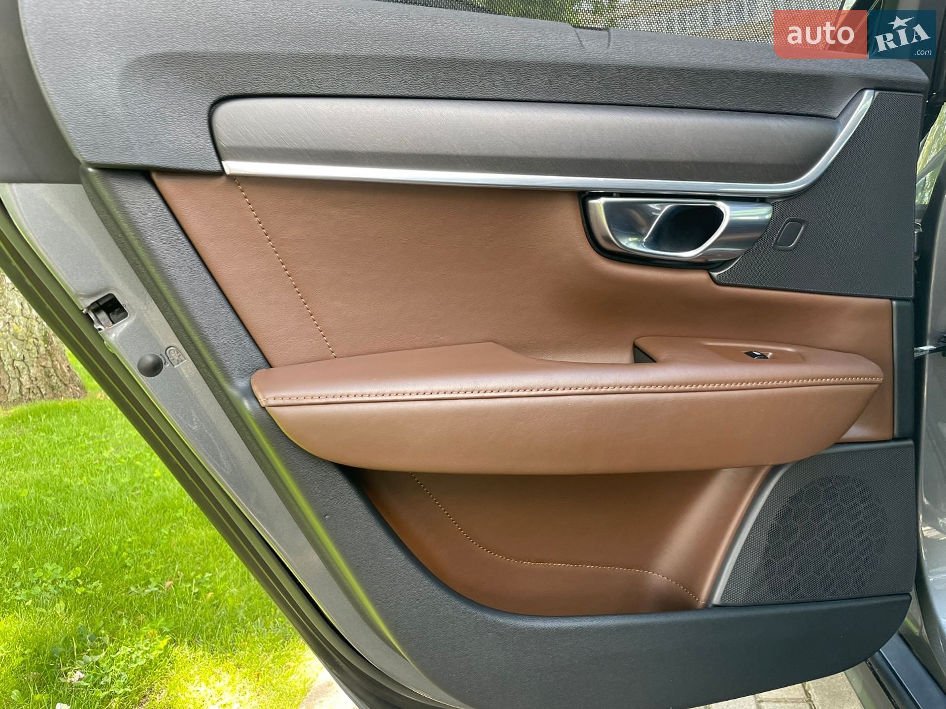Volvo V90 Cross Country 2020 VIN YV1PZ68TCL1113849 фото оголошення 45 з 51