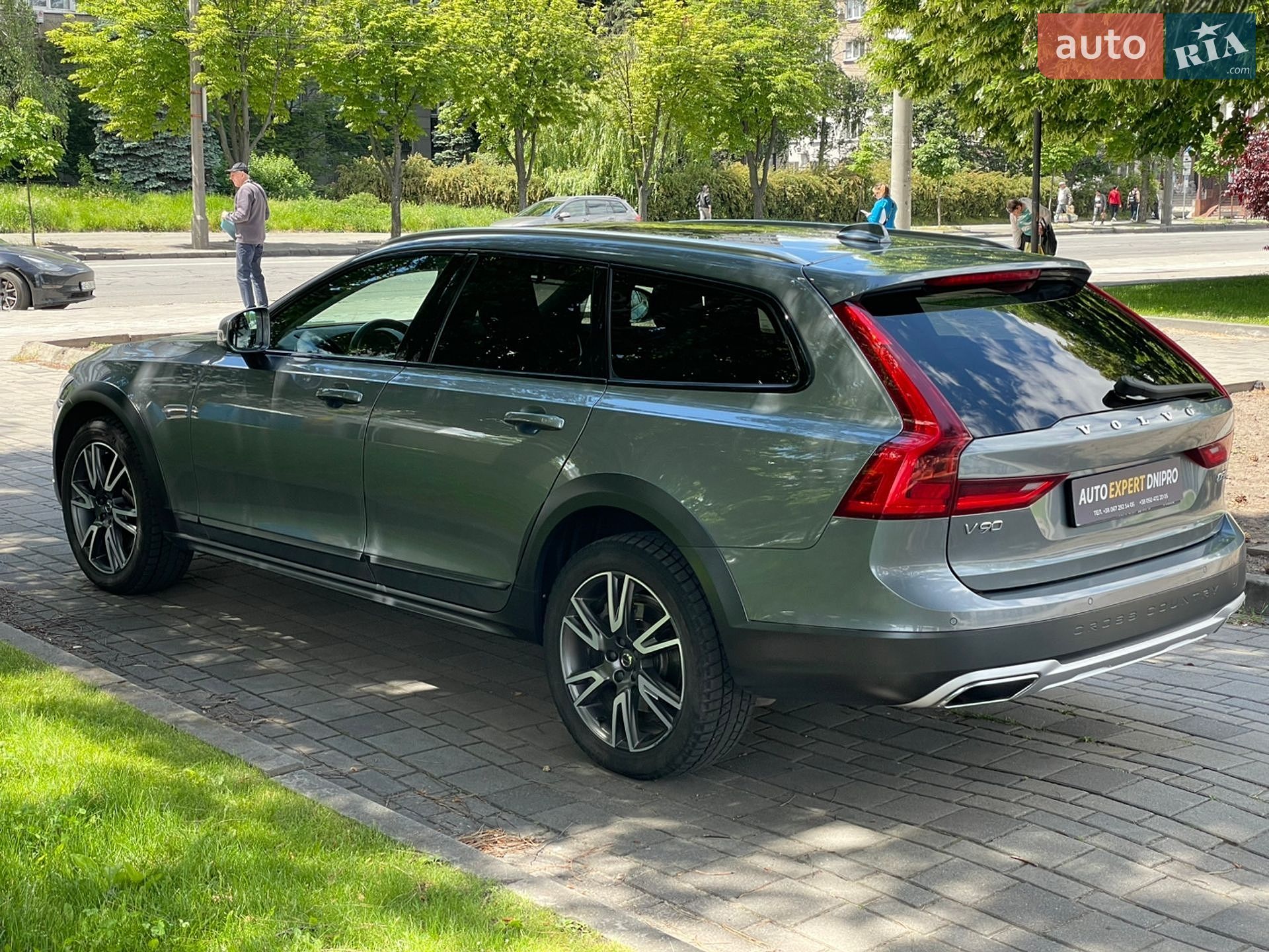 Volvo V90 Cross Country 2020 VIN YV1PZ68TCL1113849 фото оголошення 17 з 51