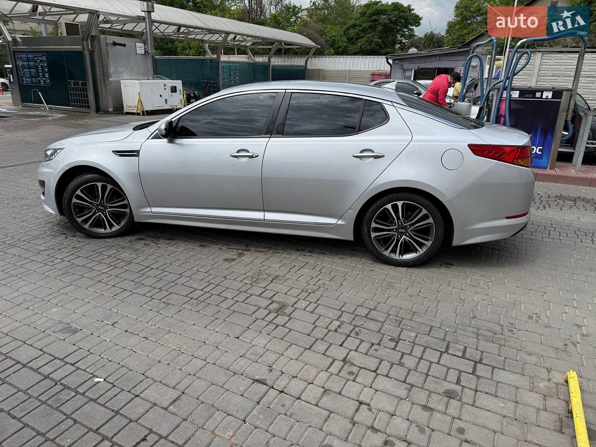 Kia K5 2011 VIN KNAGN415BBA114678 фото оголошення 13 з 30