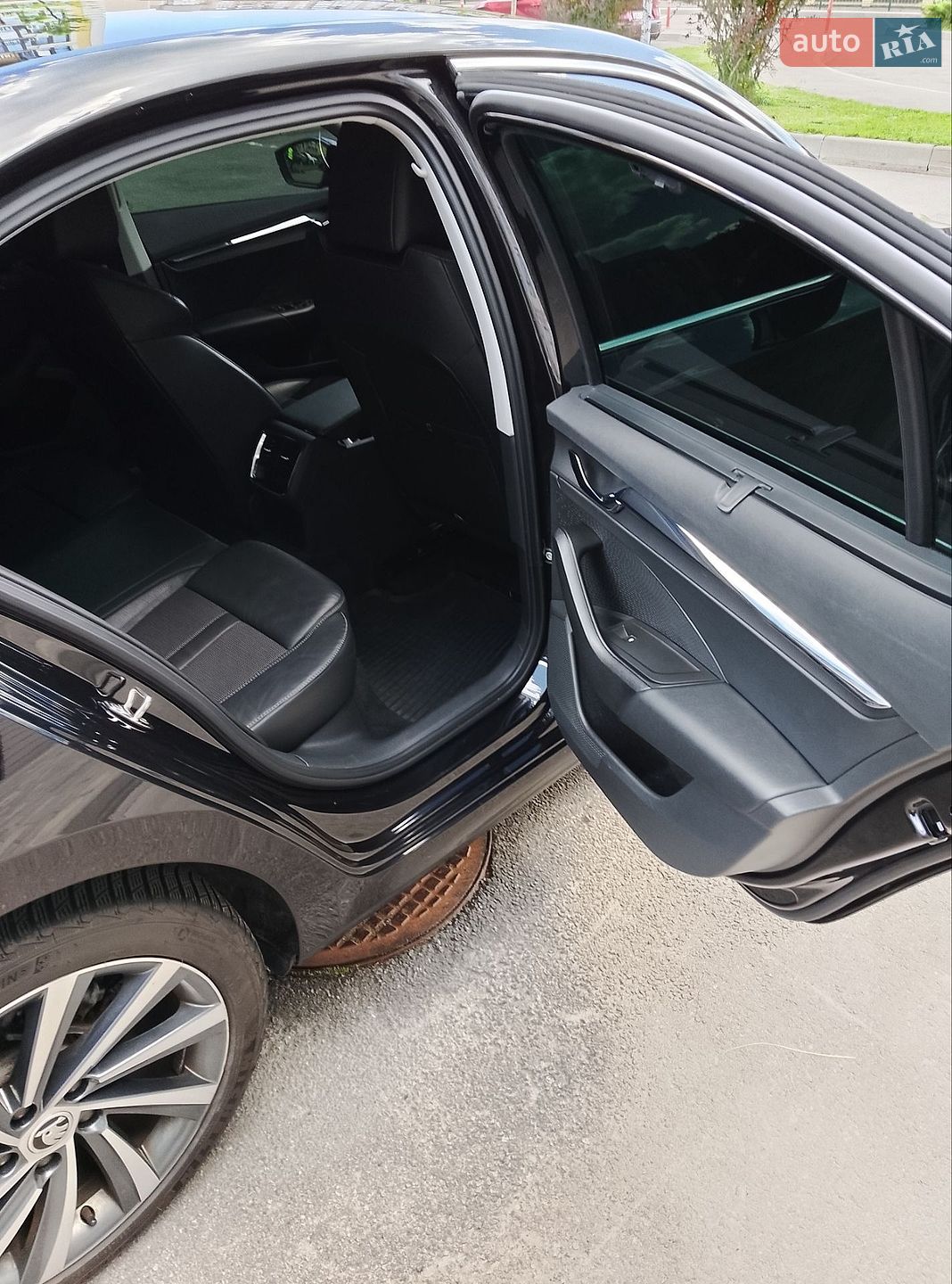 Skoda Octavia 2020 VIN TMBAJ9NX3MY010783 фото оголошення 5 з 19
