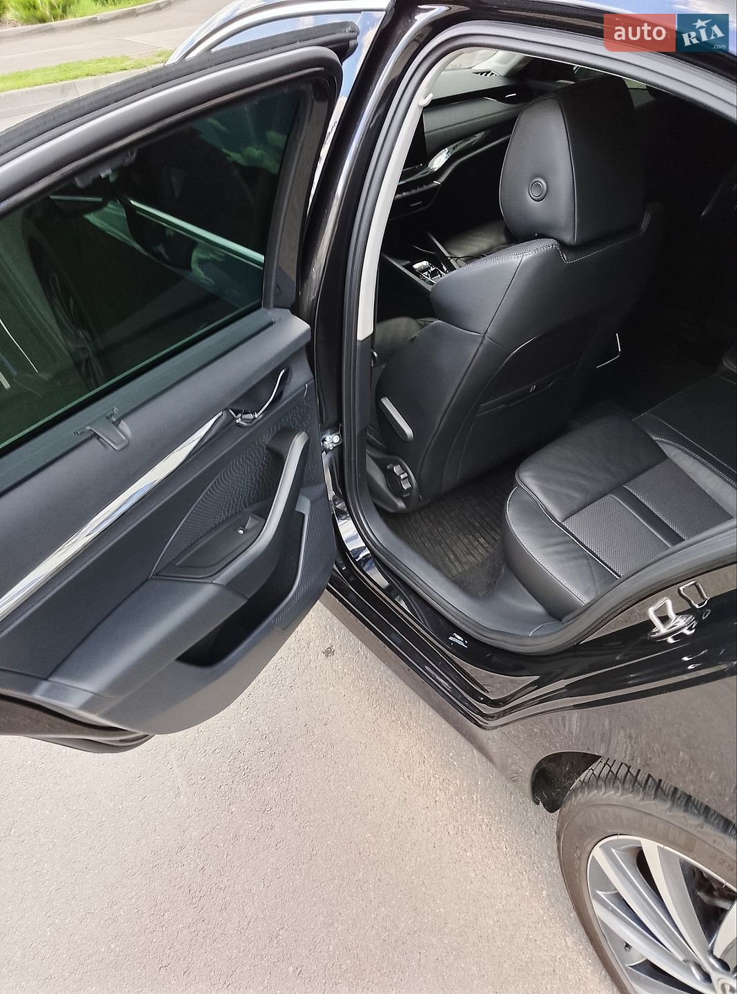 Skoda Octavia 2020 VIN TMBAJ9NX3MY010783 фото оголошення 6 з 19