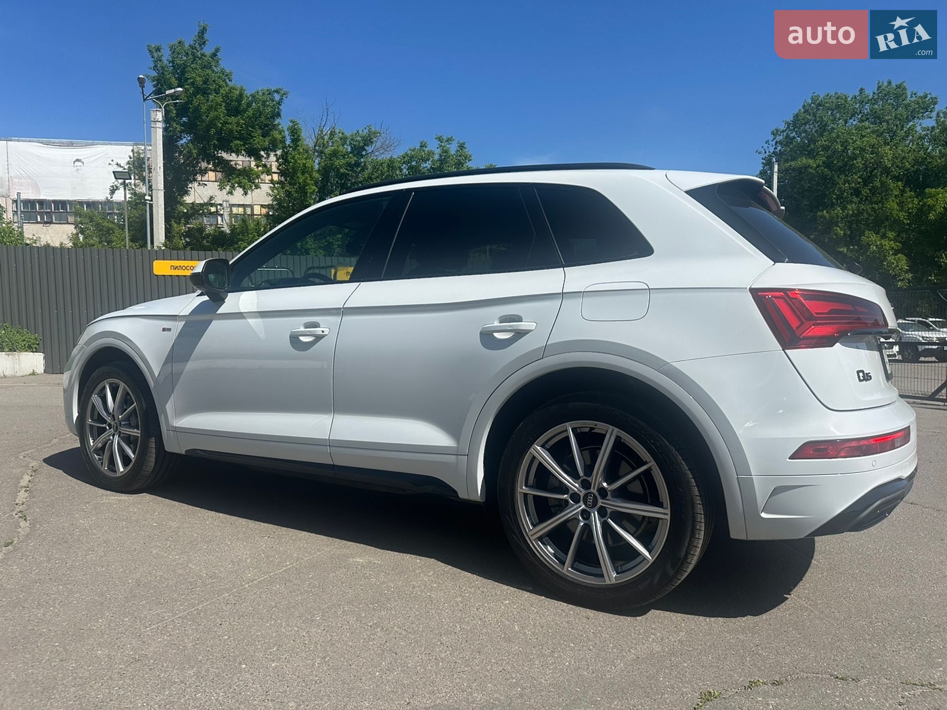 Audi Q5 2023 VIN WA1E2AFY4P2148552 фото оголошення 6 з 18