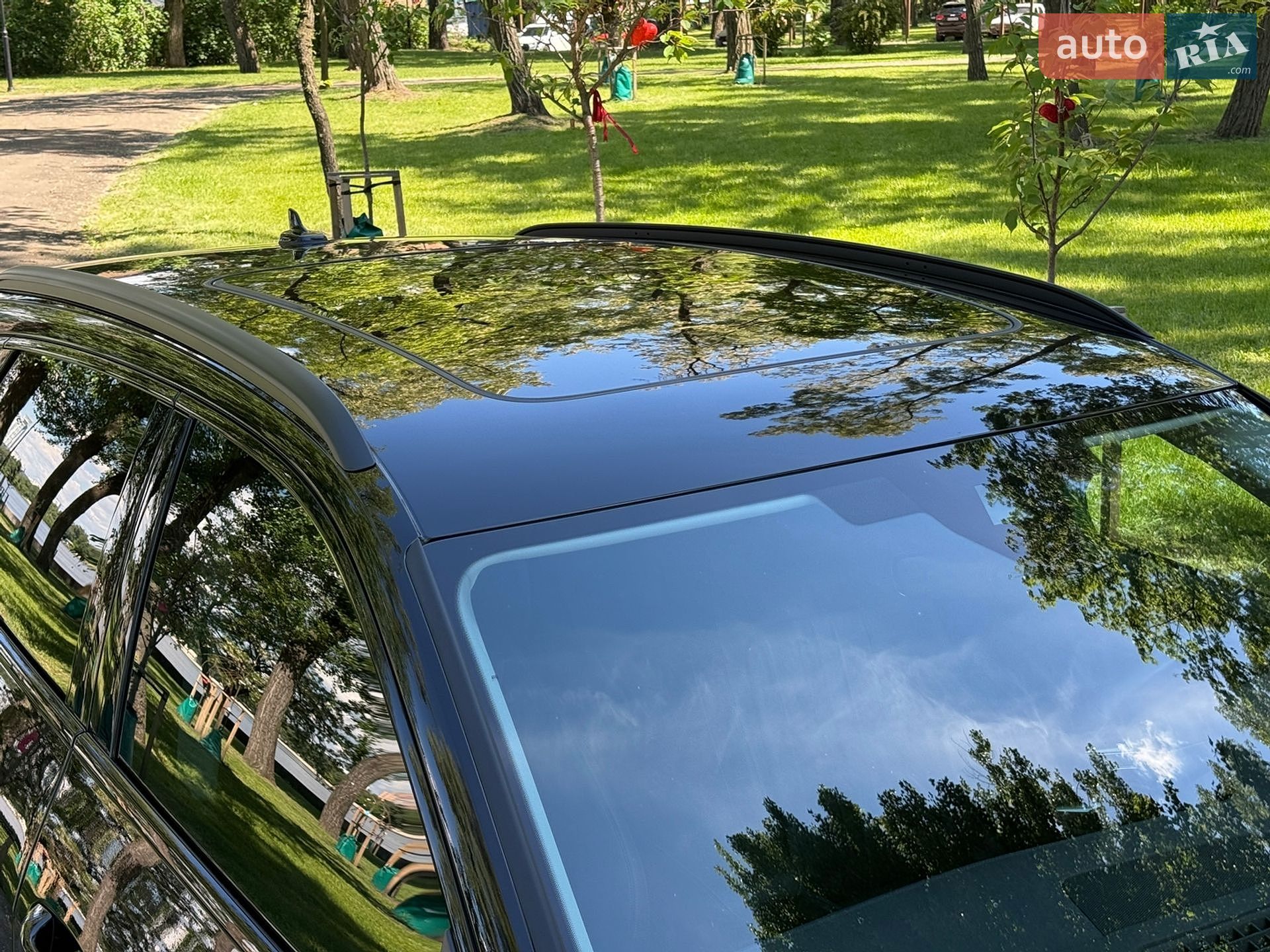 Audi Q8 e-tron 2023 VIN WA14AAGE1RB034188 фото оголошення 17 з 60