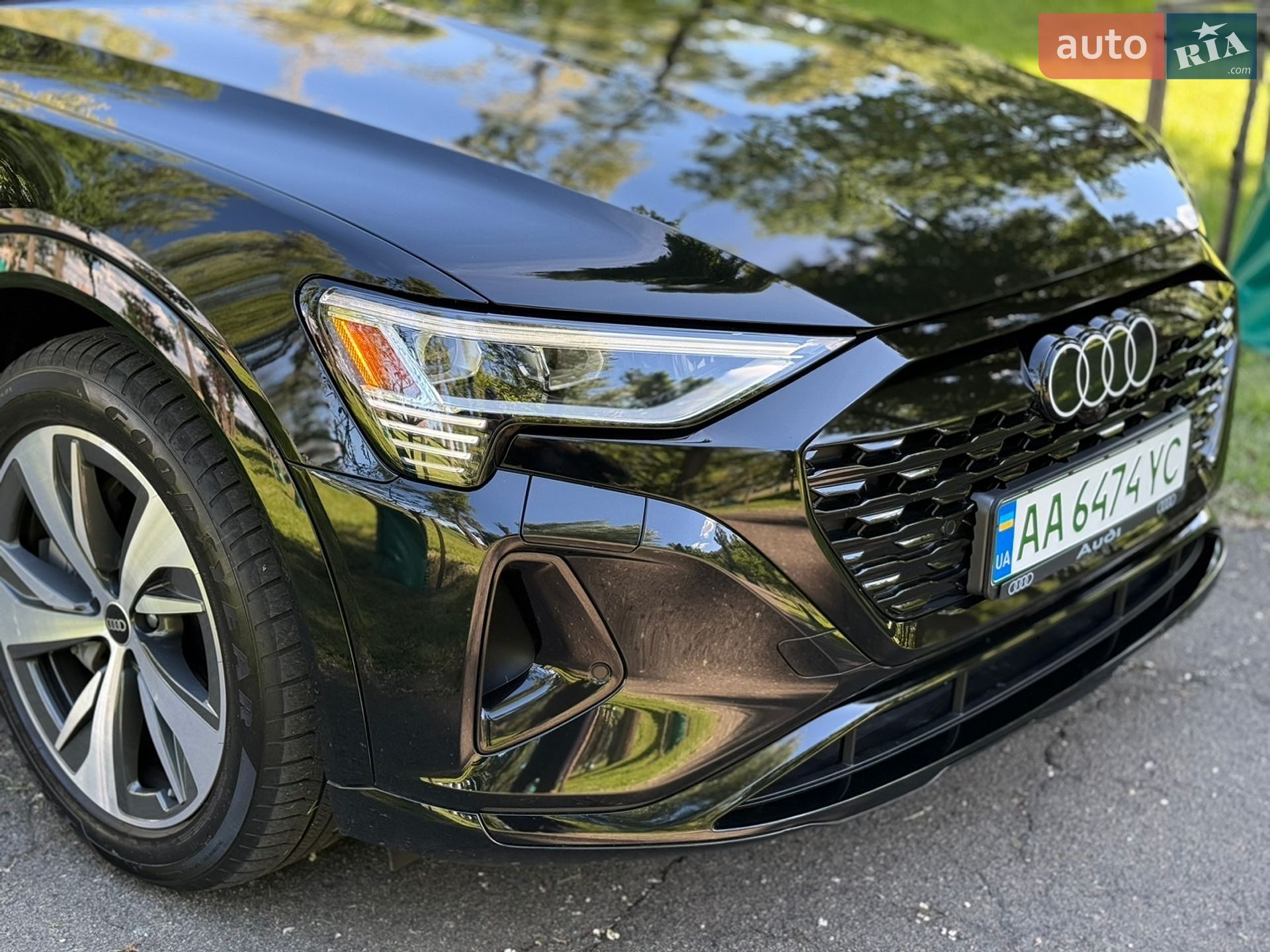 Audi Q8 e-tron 2023 VIN WA14AAGE1RB034188 фото оголошення 18 з 60
