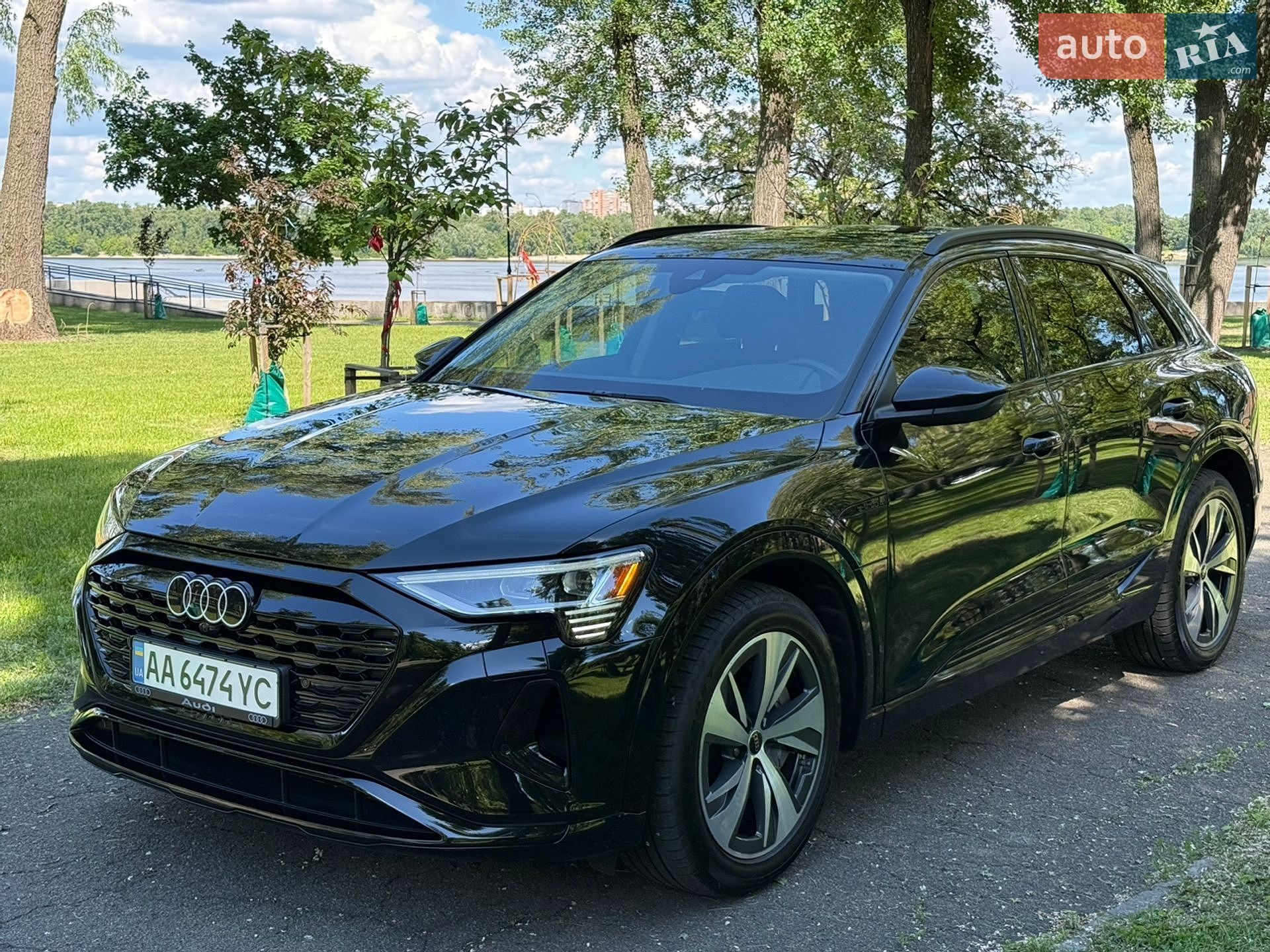 Audi Q8 e-tron 2023 VIN WA14AAGE1RB034188 фото оголошення 40 з 60