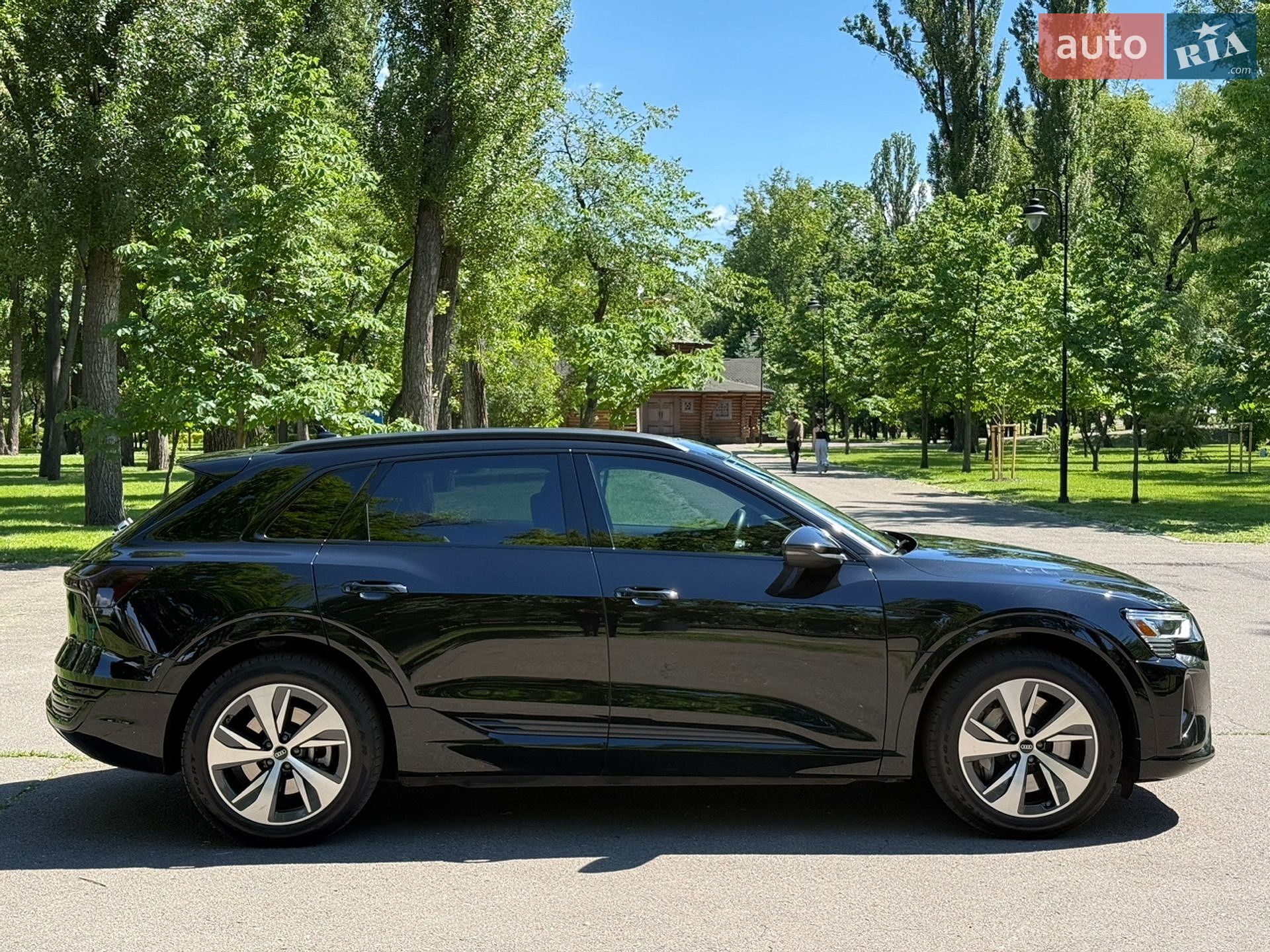 Audi Q8 e-tron 2023 VIN WA14AAGE1RB034188 фото оголошення 57 з 60