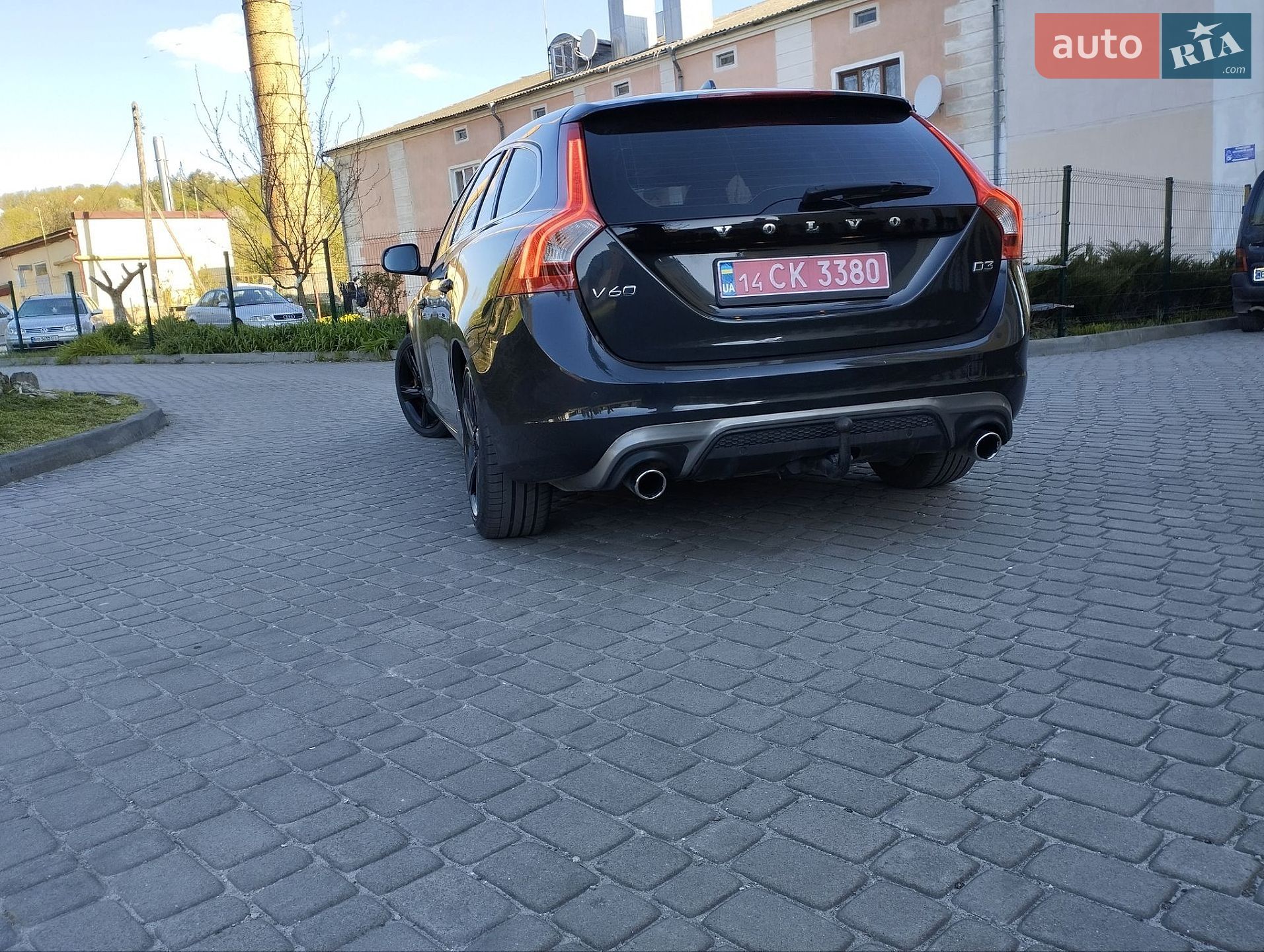 Volvo V60 2015 VIN YV1FW7980G1295949 фото оголошення 9 з 30