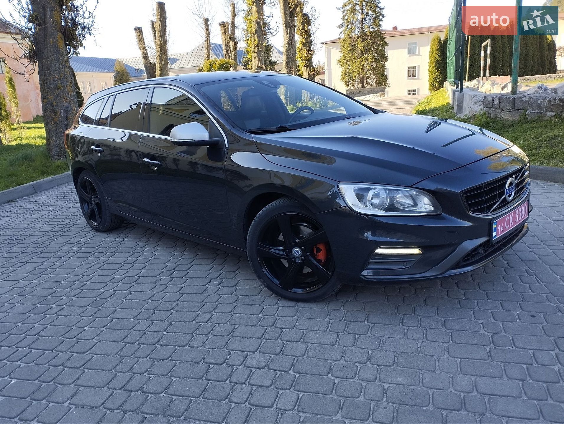 Volvo V60 2015 VIN YV1FW7980G1295949 фото оголошення 3 з 30