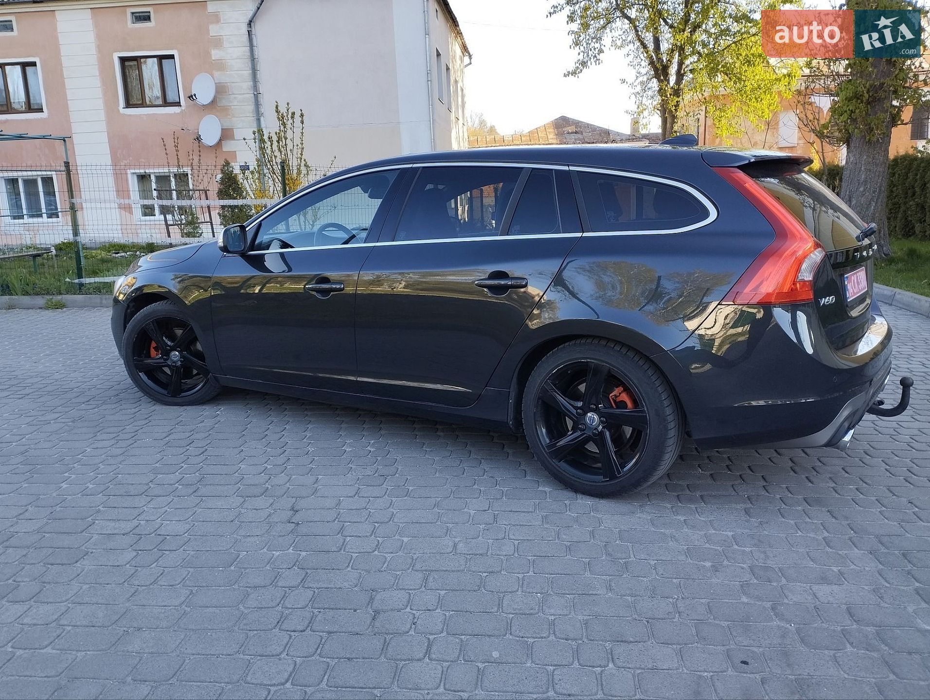 Volvo V60 2015 VIN YV1FW7980G1295949 фото оголошення 11 з 30