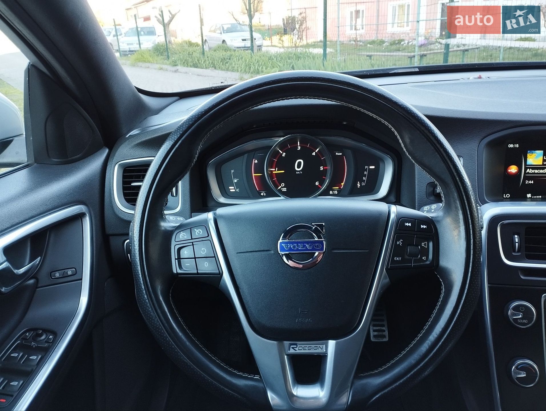 Volvo V60 2015 VIN YV1FW7980G1295949 фото оголошення 27 з 30