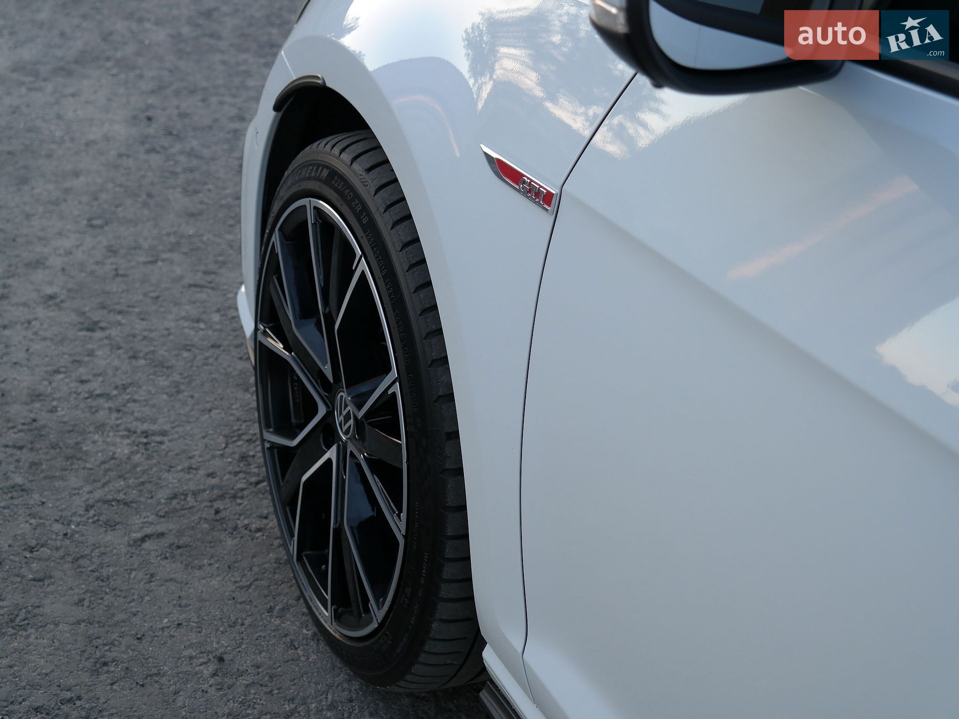 Volkswagen Golf GTI 2019 VIN WVWZZZAUZLW022777 фото оголошення 18 з 93