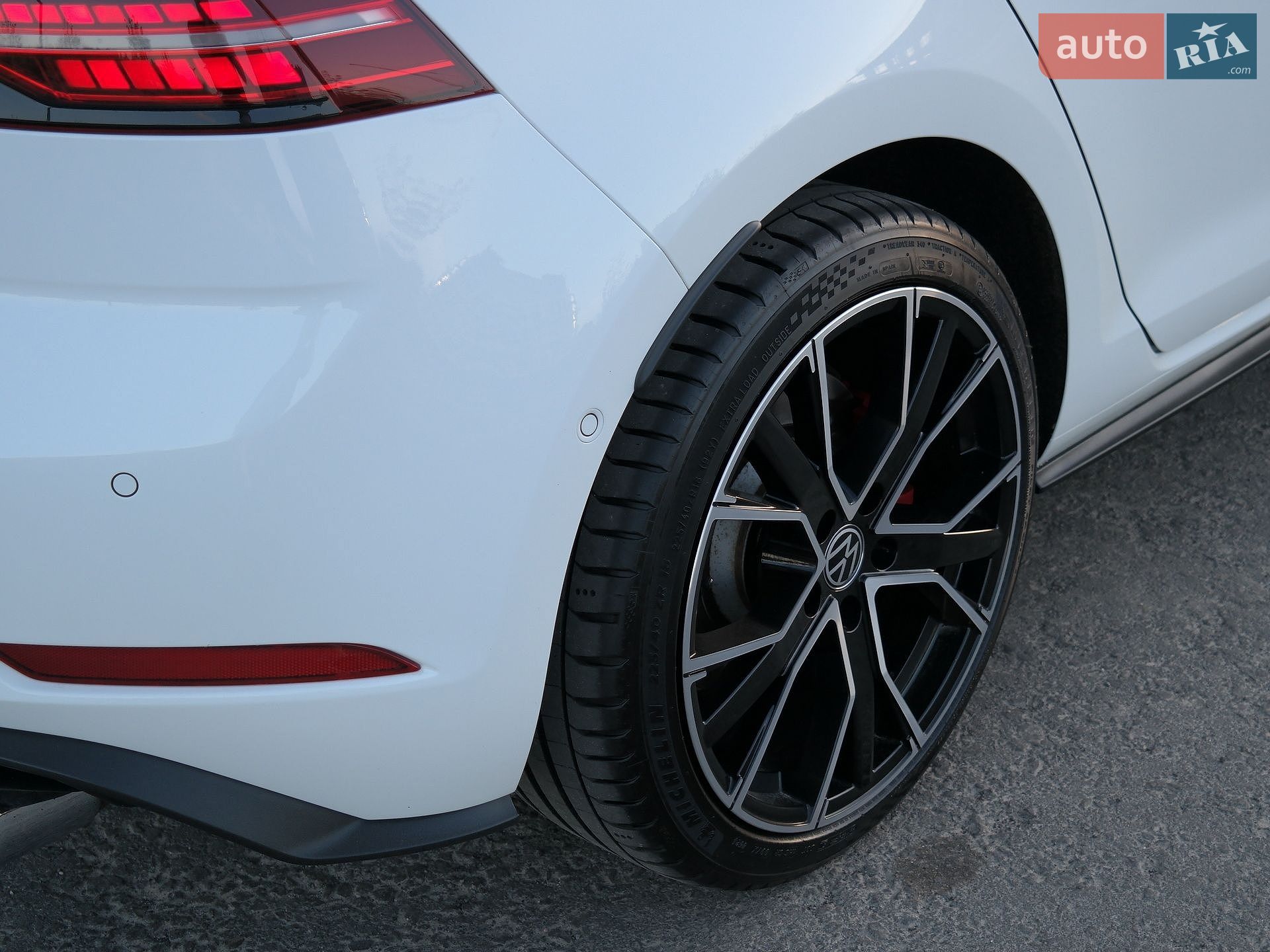 Volkswagen Golf GTI 2019 VIN WVWZZZAUZLW022777 фото оголошення 20 з 93