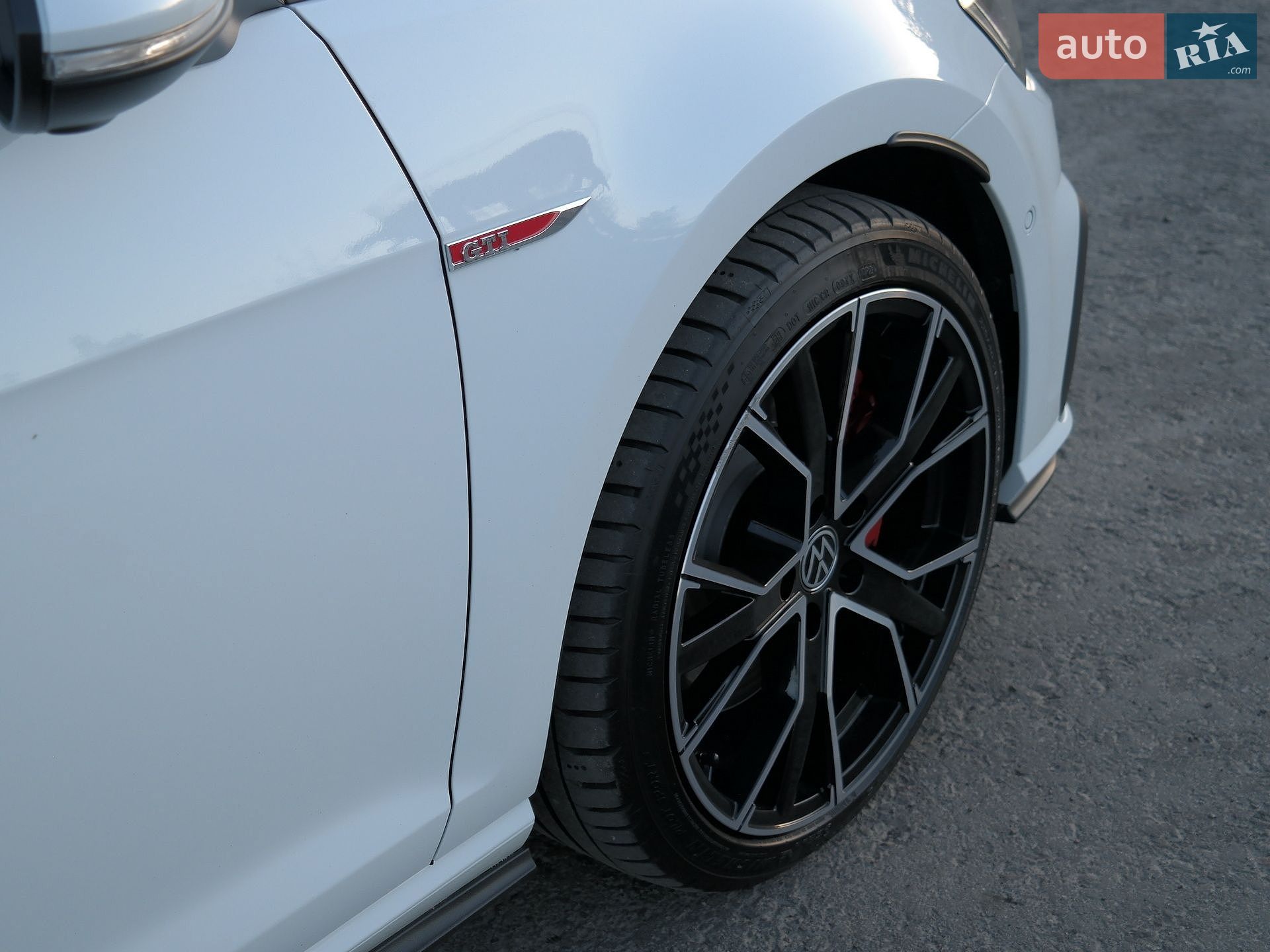 Volkswagen Golf GTI 2019 VIN WVWZZZAUZLW022777 фото оголошення 21 з 93