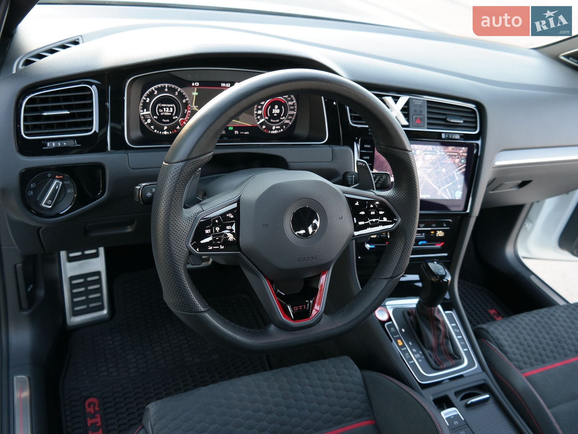 Volkswagen Golf GTI 2019 VIN WVWZZZAUZLW022777 фото оголошення 33 з 93