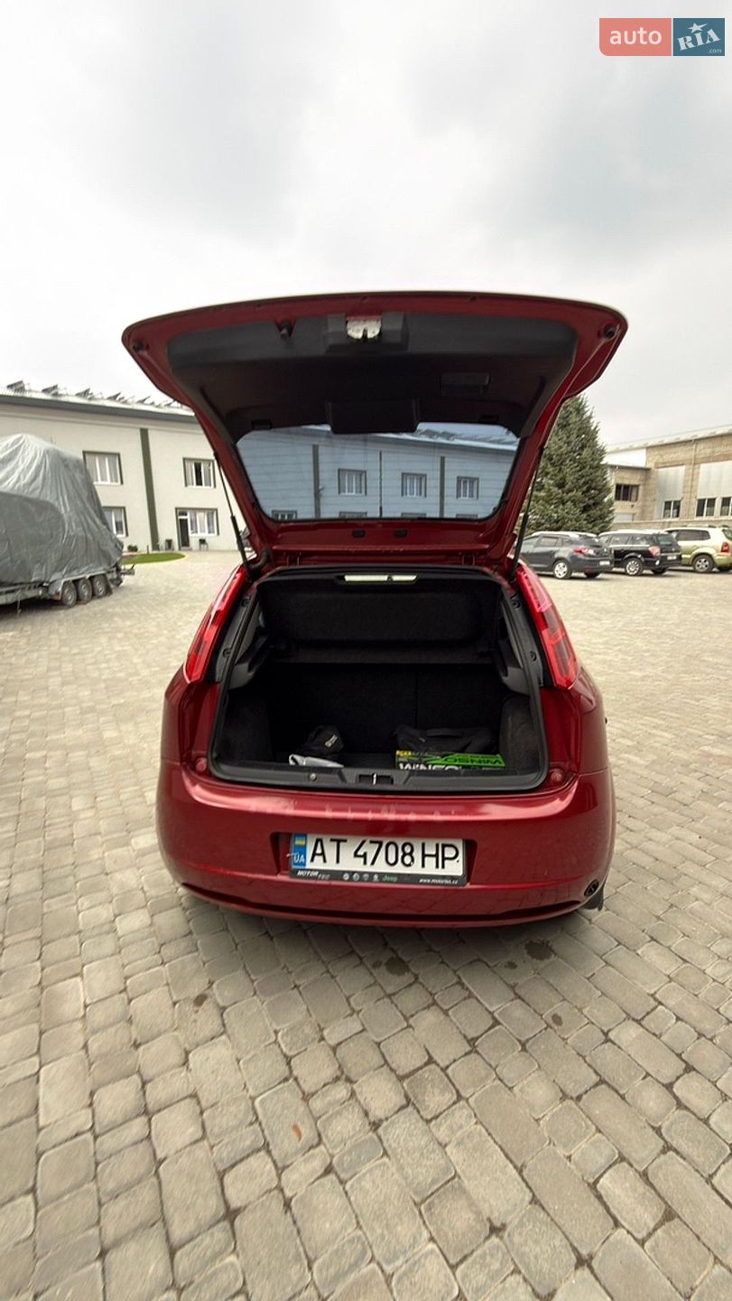 Fiat Punto 2010 VIN ZFA19900001702632 фото оголошення 11 з 15