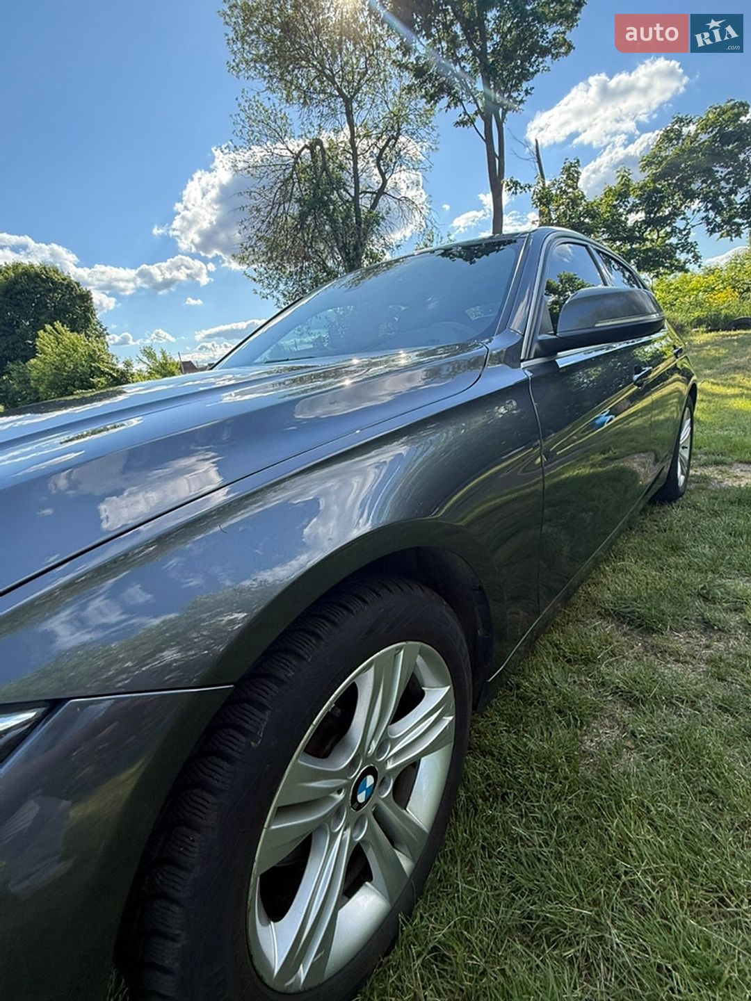 BMW 3 Series 2017 VIN WBA8D9G36HNU65566 фото оголошення 3 з 38