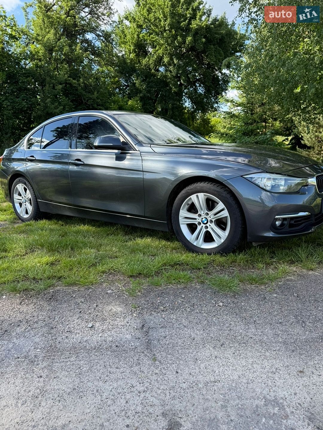 BMW 3 Series 2017 VIN WBA8D9G36HNU65566 фото оголошення 8 з 38