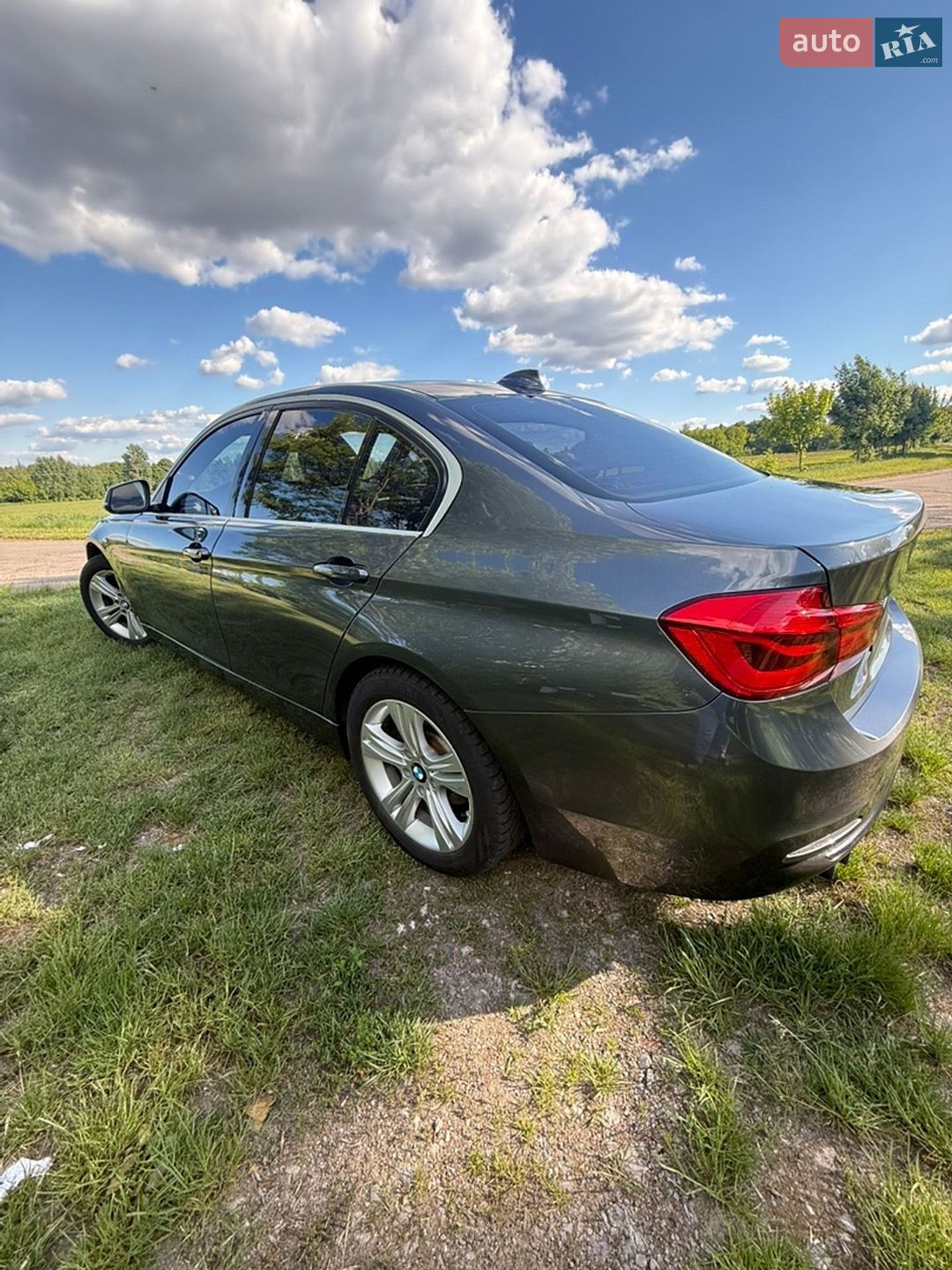 BMW 3 Series 2017 VIN WBA8D9G36HNU65566 фото оголошення 17 з 38