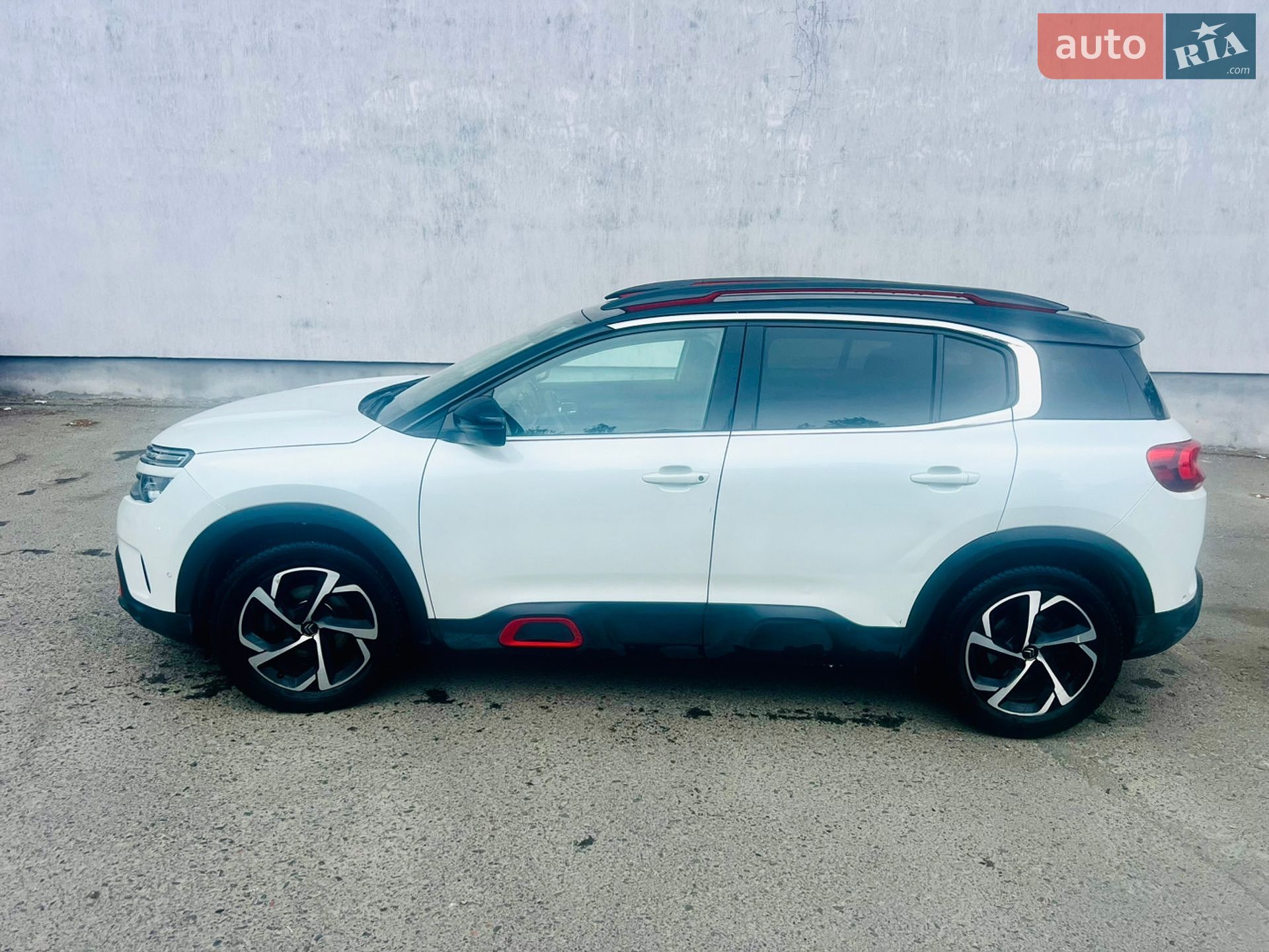 Citroen C5 Aircross 2020 VIN VR7AJEHZNLL023281 фото оголошення 2 з 4