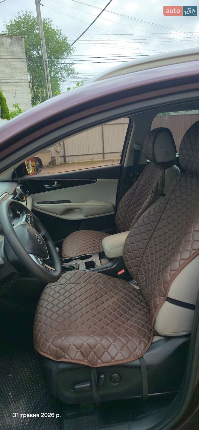 Kia Sorento 2018 VIN 5XYPG4A53KG488577 фото оголошення 2 з 29