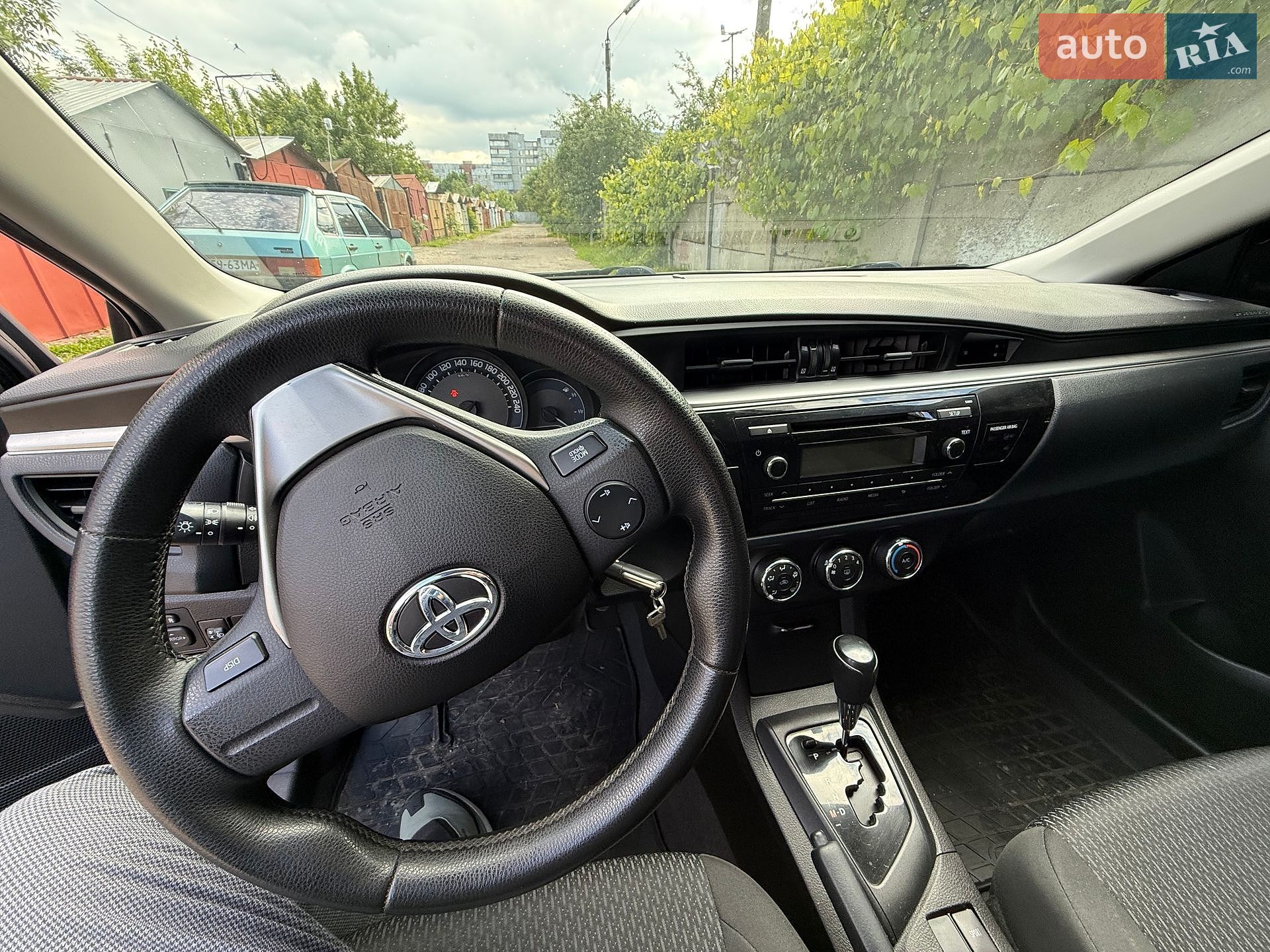 Toyota Corolla 2013 VIN NMTBB3JE20R009910 фото оголошення 2 з 4