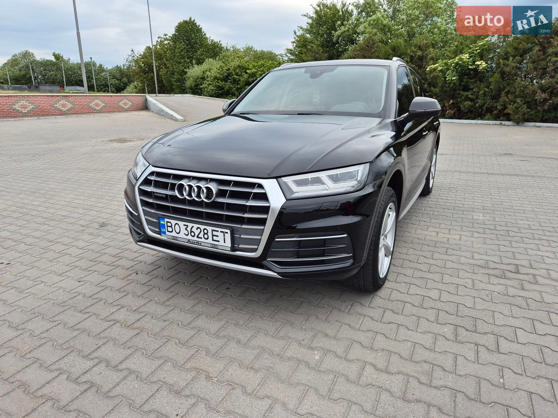 Audi Q5 2018 VIN WA1ANAFY9J2221170 фото оголошення 15 з 43