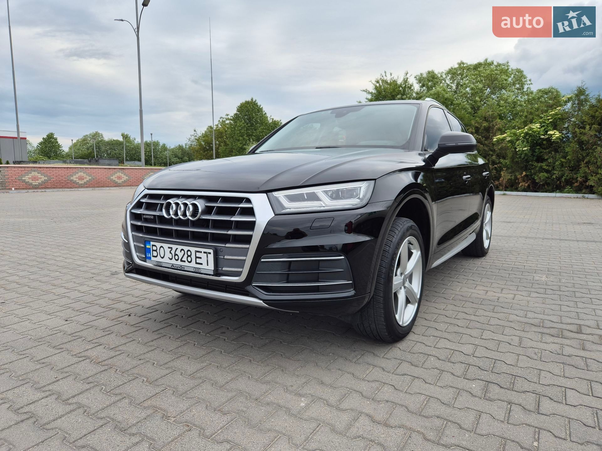 Audi Q5 2018 VIN WA1ANAFY9J2221170 фото оголошення 13 з 43