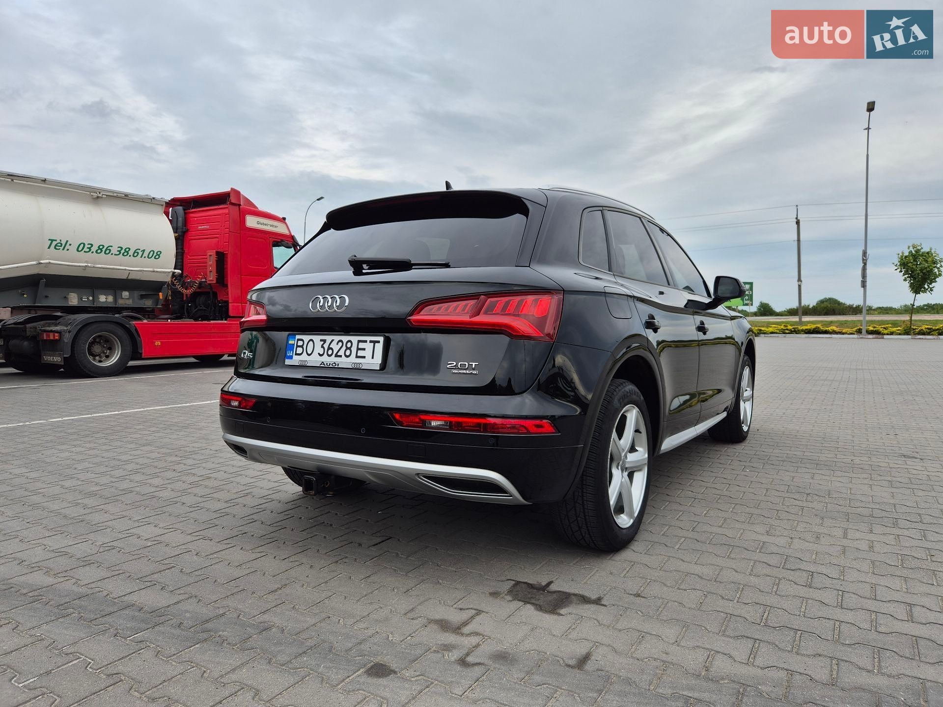 Audi Q5 2018 VIN WA1ANAFY9J2221170 фото оголошення 23 з 43