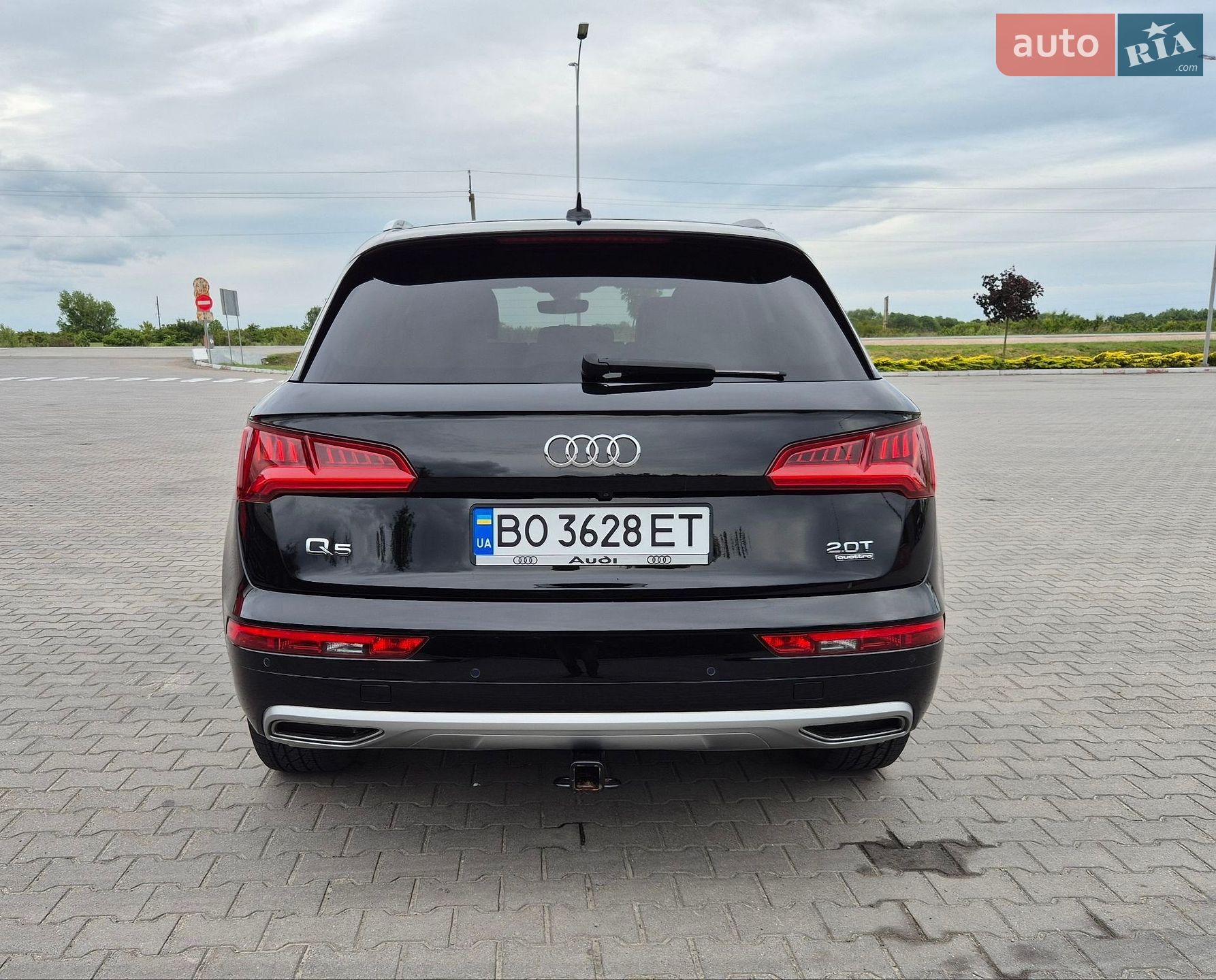 Audi Q5 2018 VIN WA1ANAFY9J2221170 фото оголошення 25 з 43