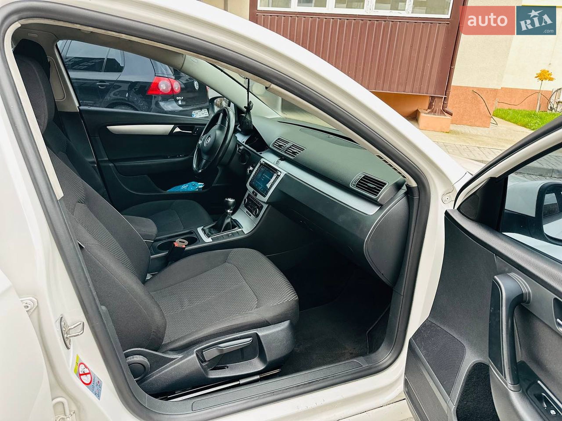 Volkswagen Passat 2011 VIN WVWZZZ3CZCP021256 фото оголошення 4 з 10