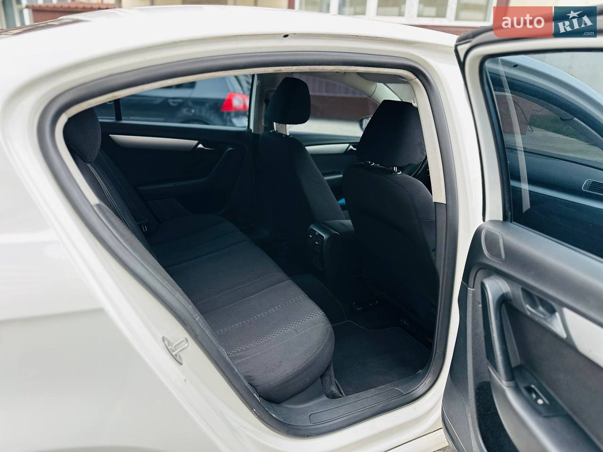 Volkswagen Passat 2011 VIN WVWZZZ3CZCP021256 фото оголошення 10 з 10