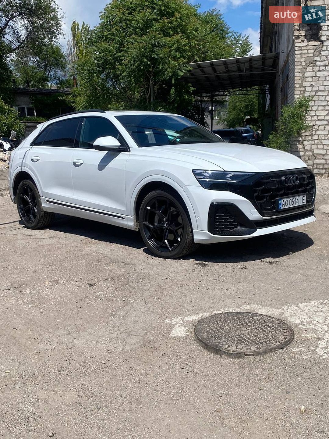 Audi Q8 2024 VIN WA1EVBF12RD009995 фото оголошення 2 з 25