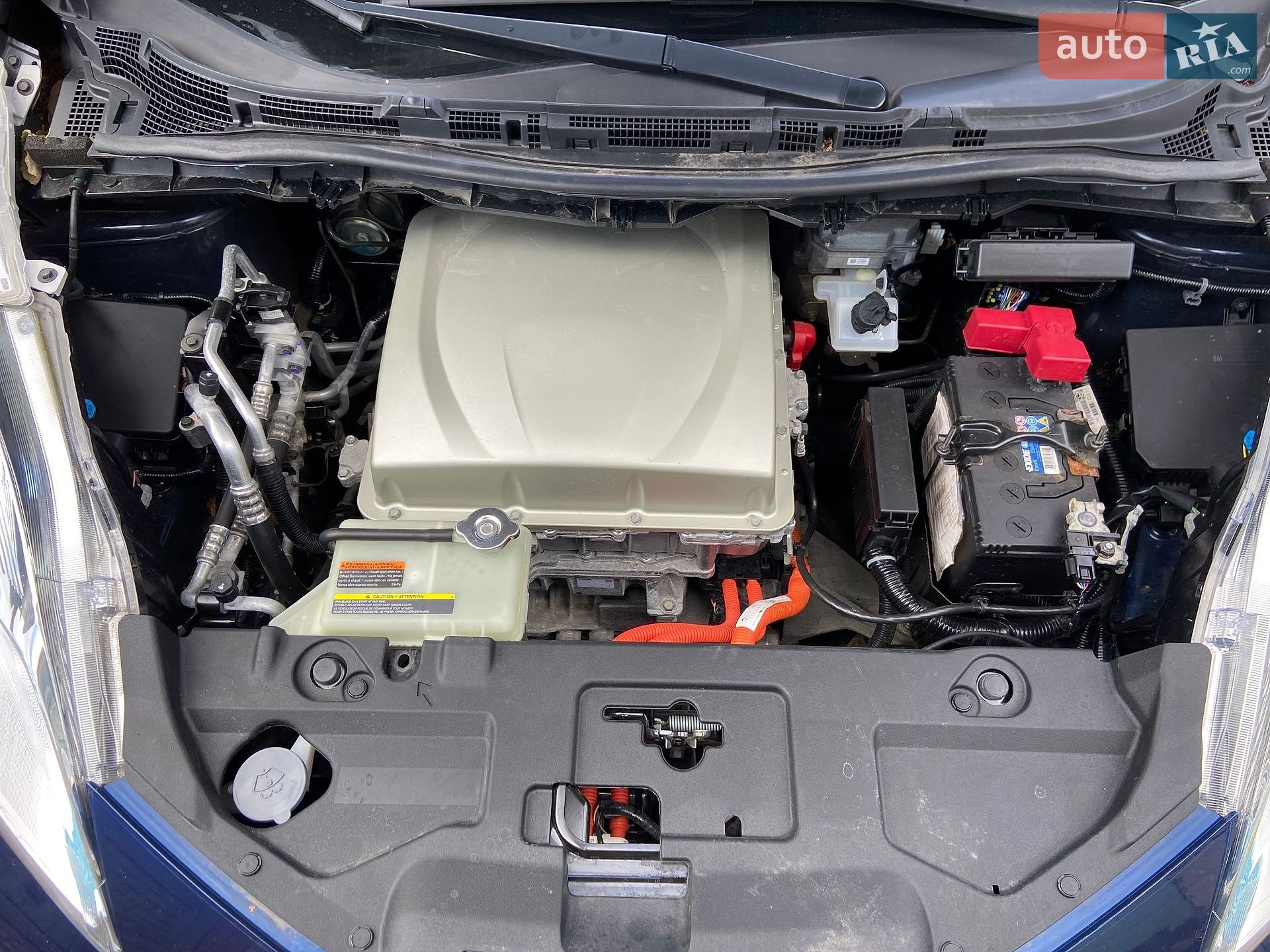 Nissan Leaf 2016 VIN 1N4BZ0CP7HC300299 фото оголошення 6 з 10
