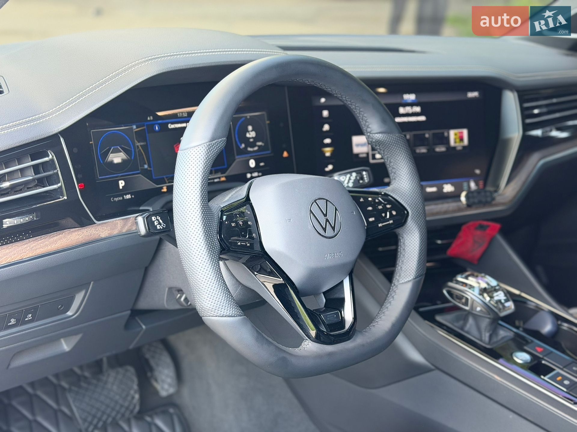 Volkswagen Touareg 2019 VIN WVGZZZCRZKD049232 фото оголошення 11 з 13