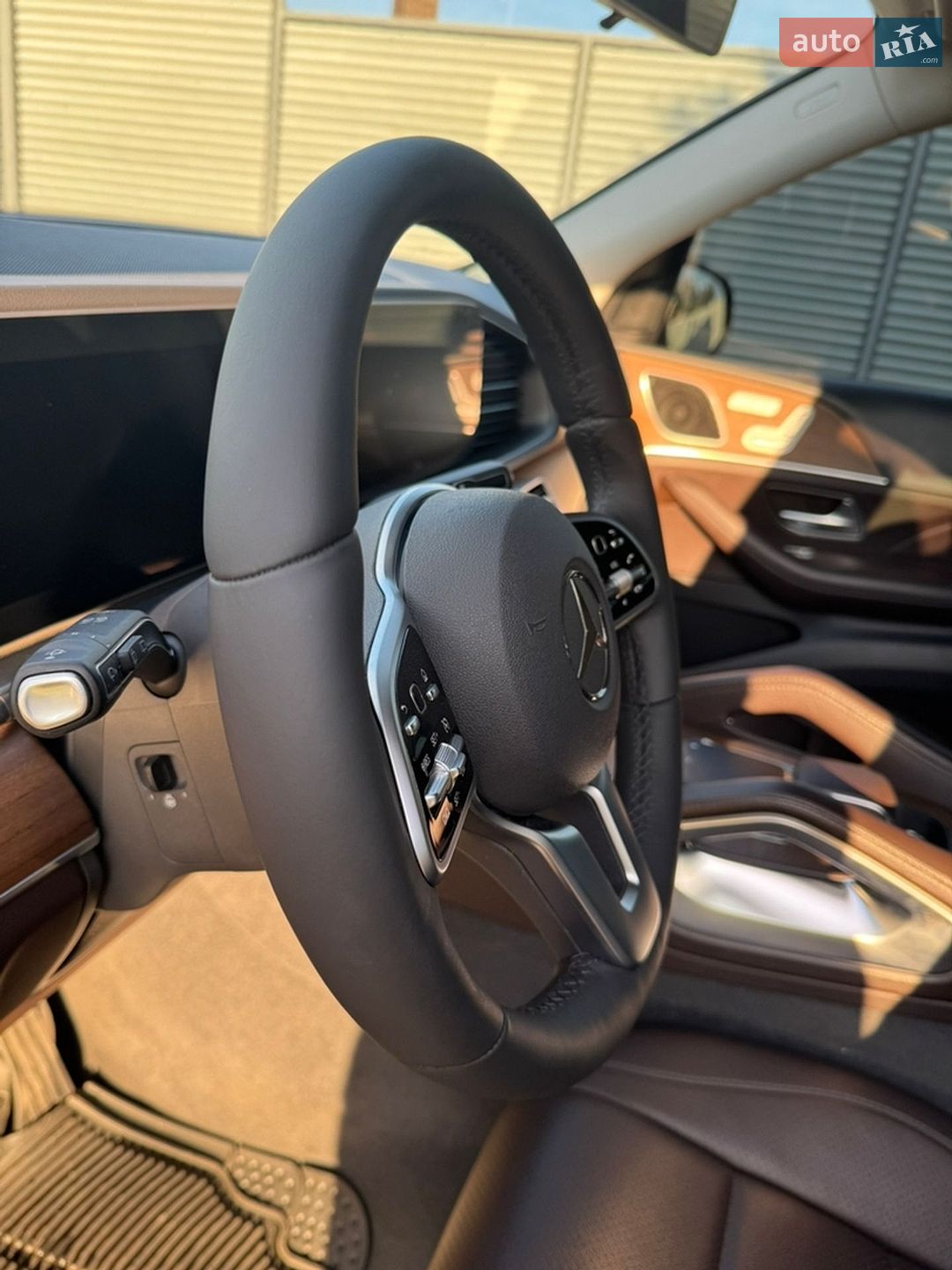 Mercedes-Benz Gle 300D 2019 VIN WDC1671191A047282 фото оголошення 17 з 35