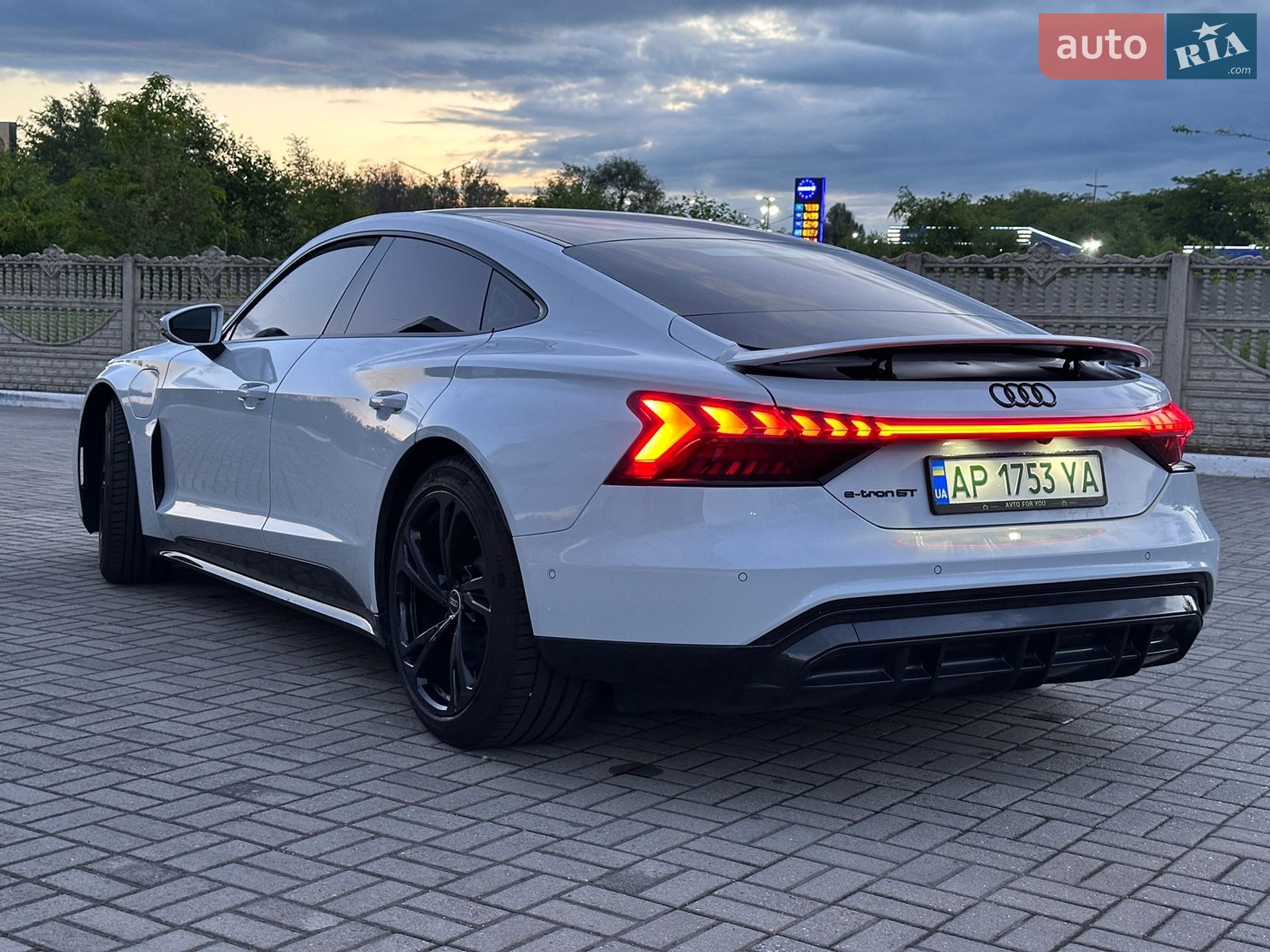 Audi e-tron GT 2021 VIN WAUDJBFW3N7004061 фото оголошення 26 з 62