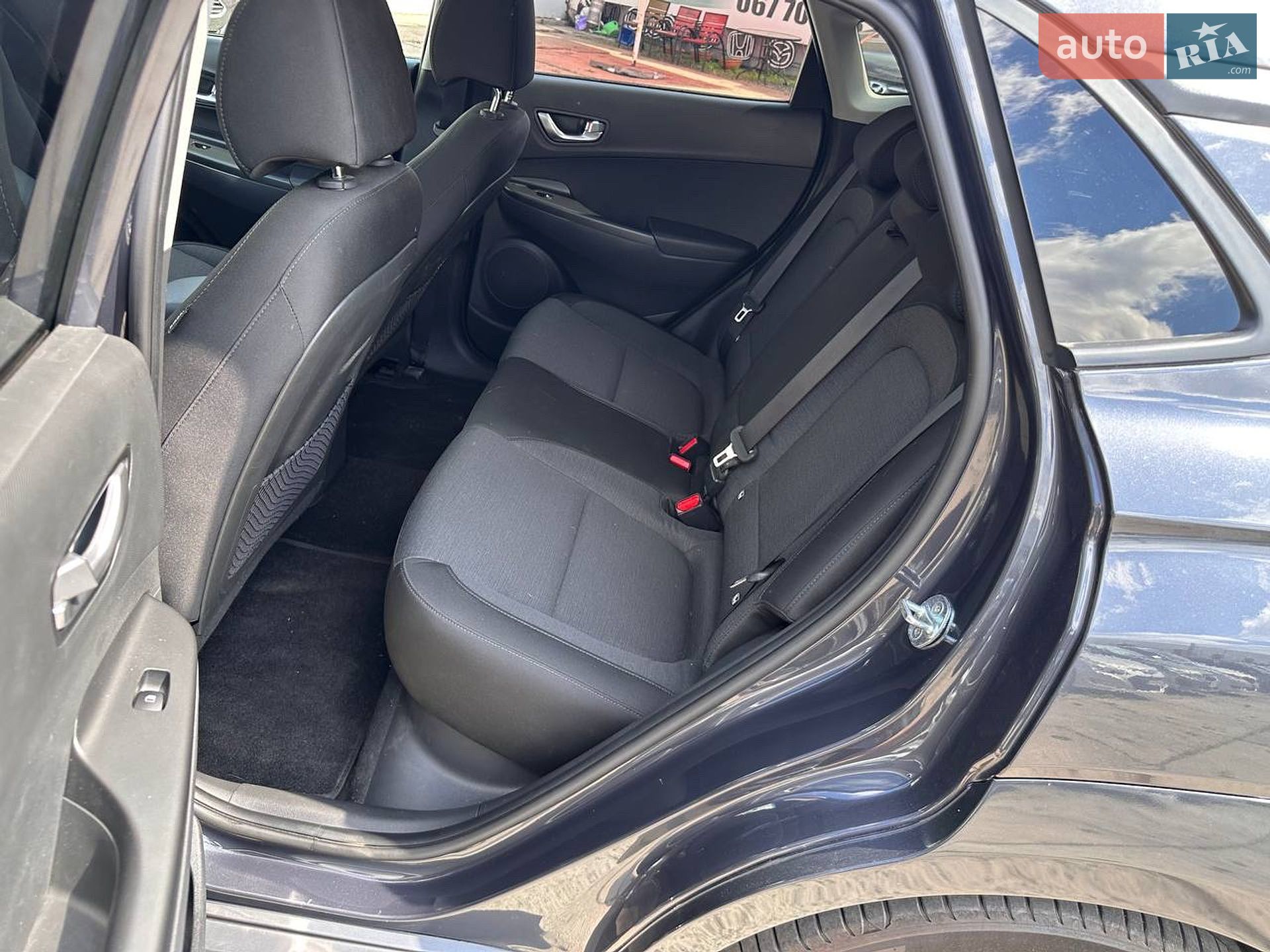 Hyundai Kona Electric 2022 VIN TMAK281HFNJ052338 фото оголошення 20 з 46