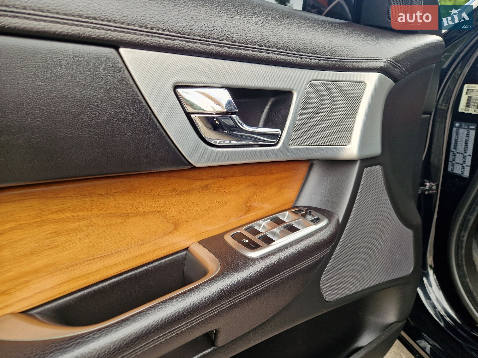 Jaguar XF 2012 VIN SAJAA0469CDS44258 фото оголошення 27 з 39